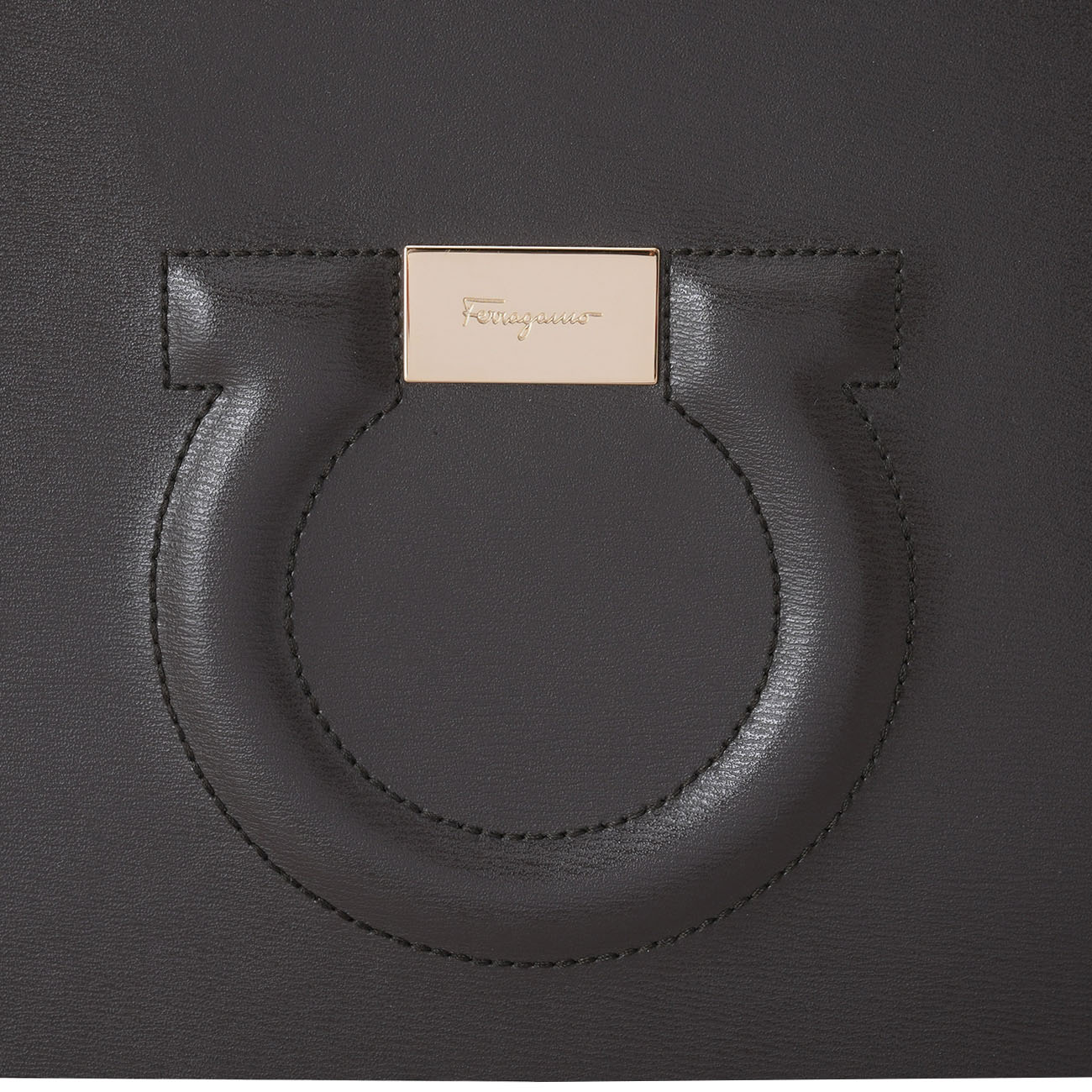 SALVATORE FERRAGAMO(USED)페레가모 간치니 클러치