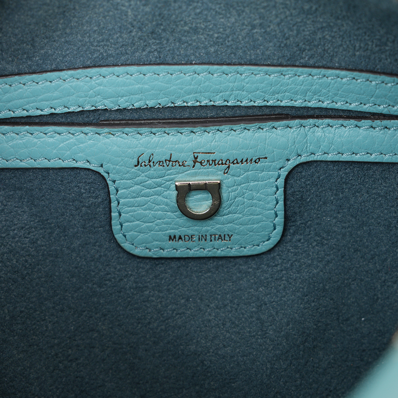 FERRAGAMO(USED)페레가모 살바토레 간치니 씨티 미니백