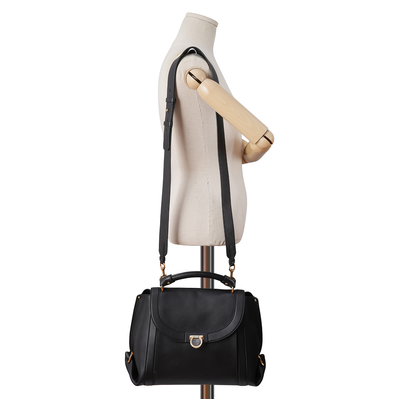 FERRAGAMO(USED)페레가모 수자나백