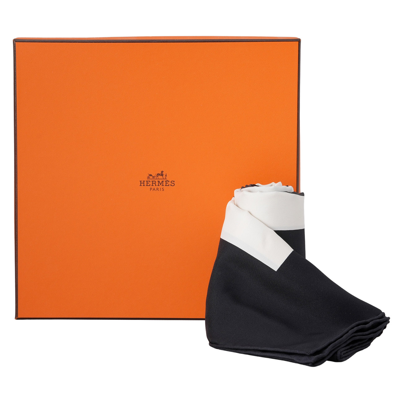 HERMES(USED)에르메스 까레 90 트윌리