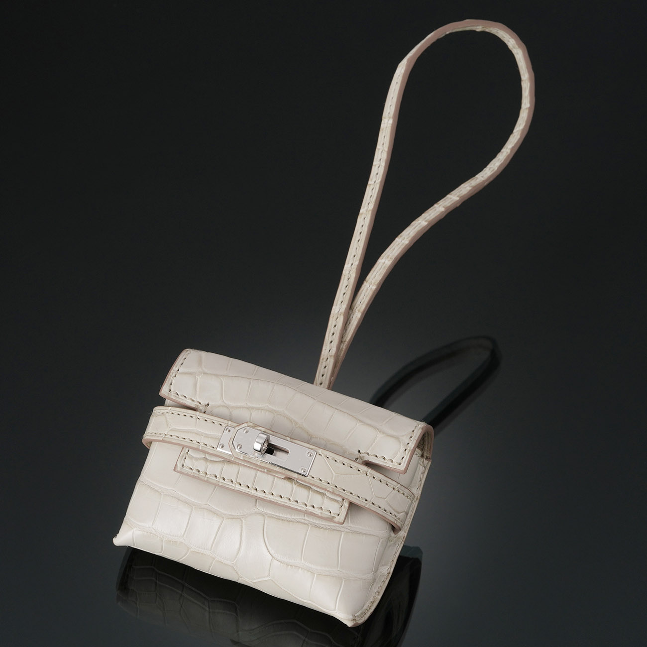 HERMES(USED)에르메스 켈리 페스티벌 백 참 와니 (새상품) NEW PRODUCT