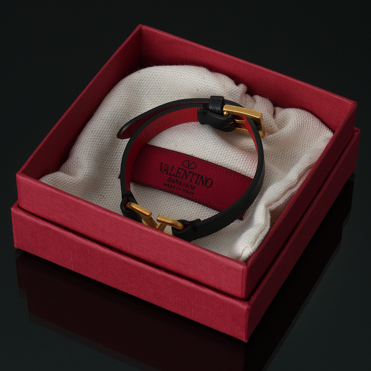 VALENTINO(USED)발렌티노 V링 레더 브레이슬릿