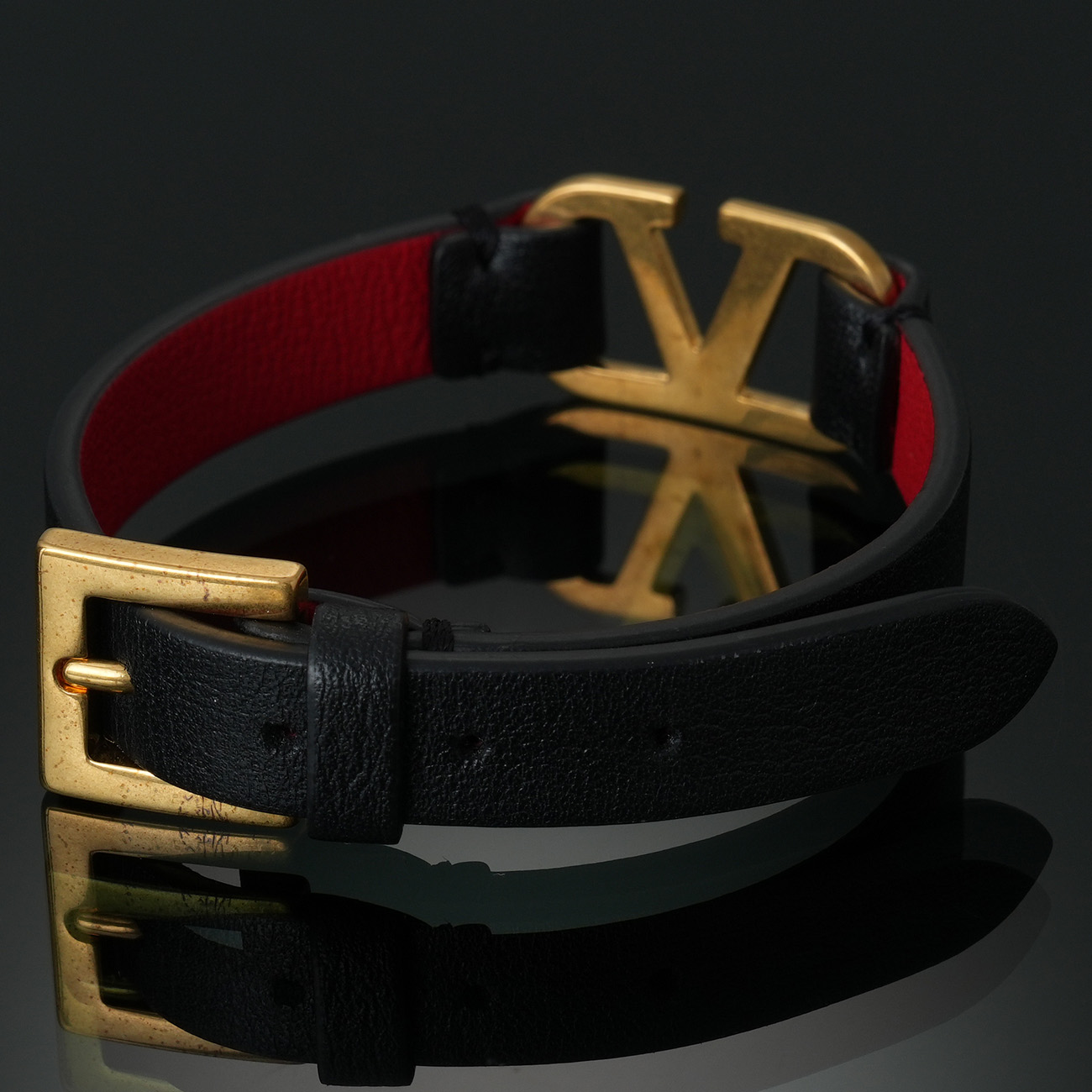 VALENTINO(USED)발렌티노 V링 레더 브레이슬릿