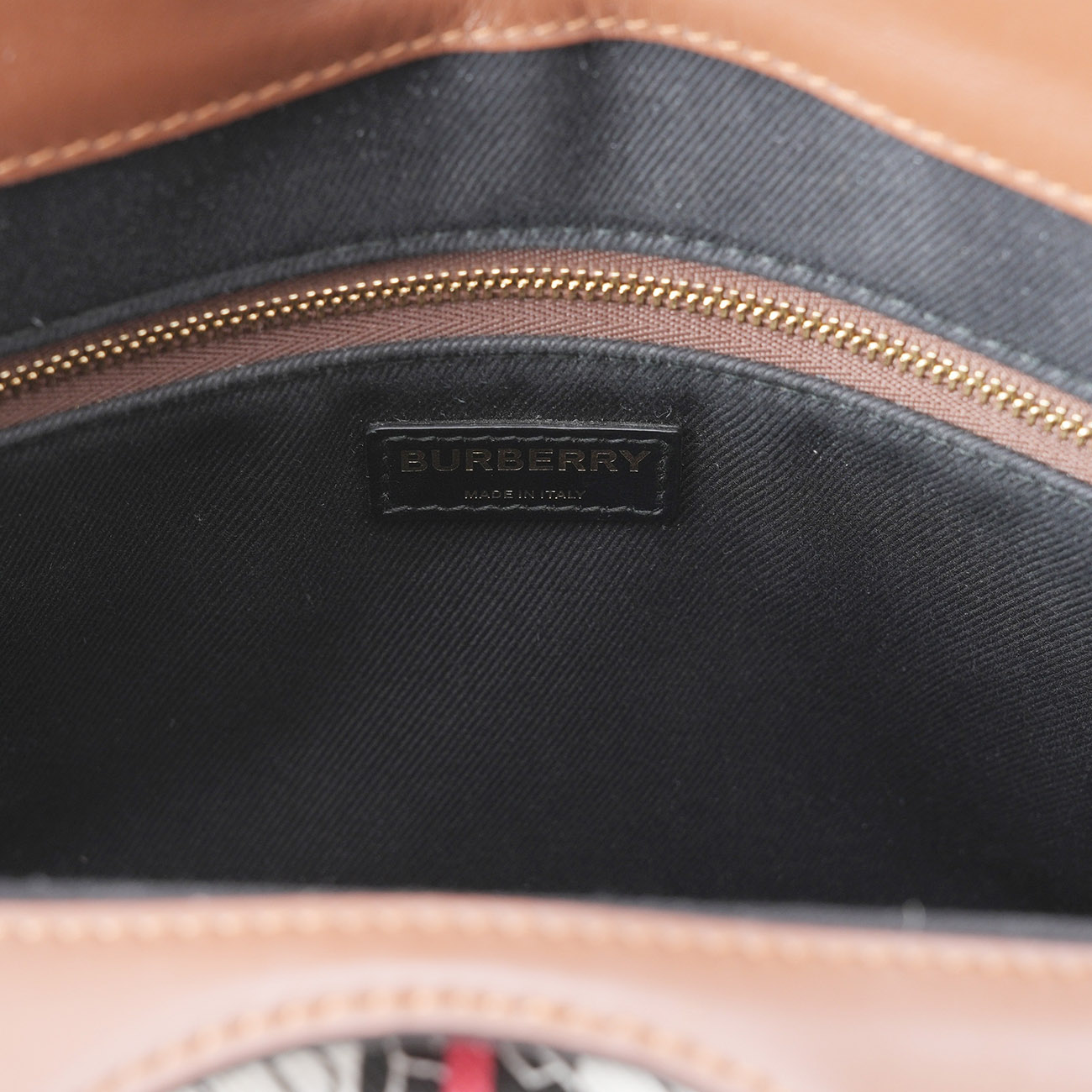 BURBERRY(USED) 버버리 포켓 백 미니