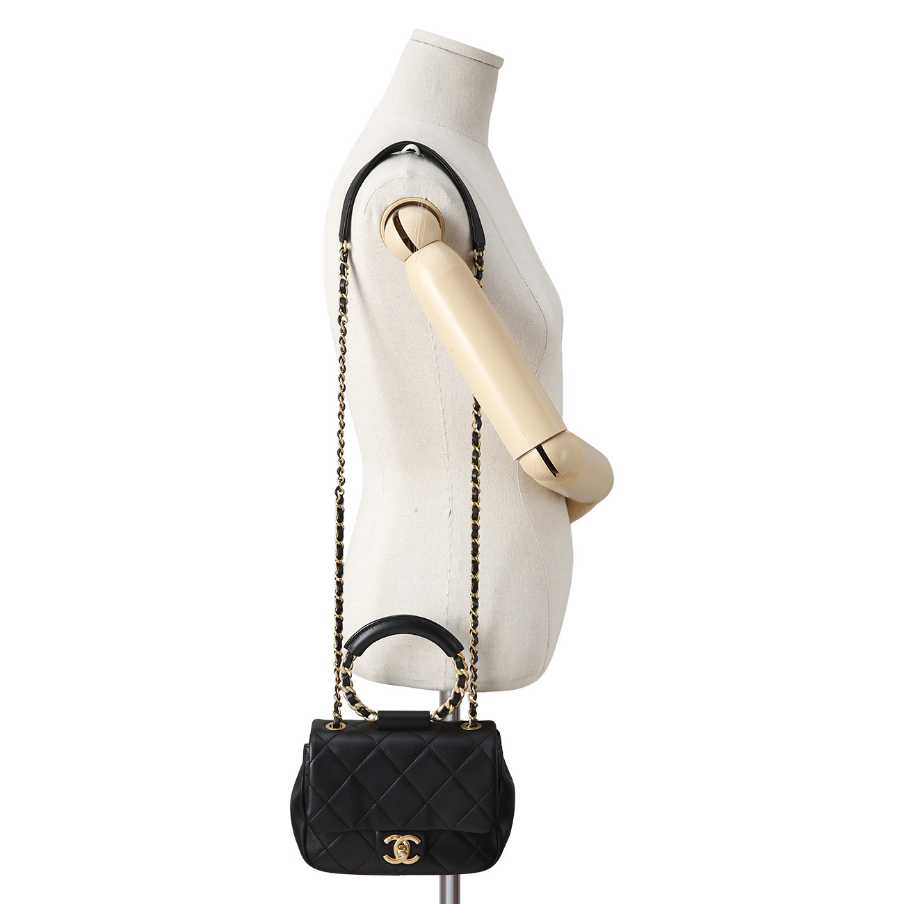 CHANEL(USED)샤넬 AS1357 원형 탑핸들 미니 플랩백