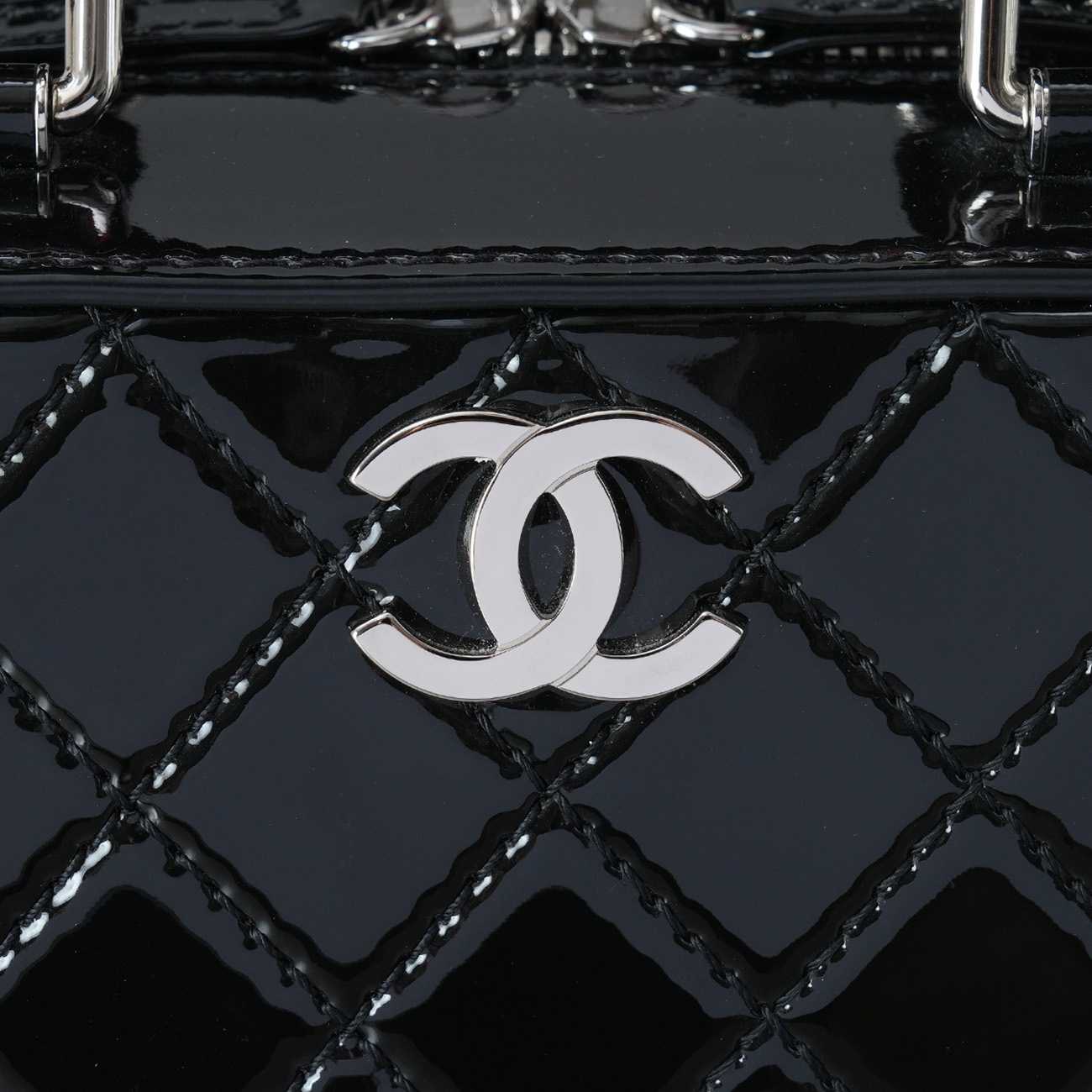 CHANEL(USED)샤넬 AS1286 페이던트 코스메틱 베니티 탑핸들