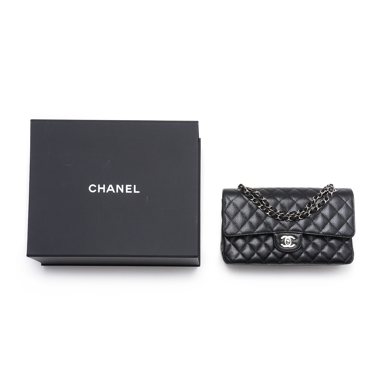 CHANEL(USED)샤넬 캐비어 클래식 미듐 플랩백