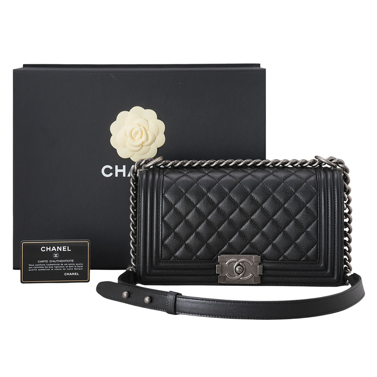 CHANEL(USED)샤넬 캐비어 보이샤넬 미듐 플랩백