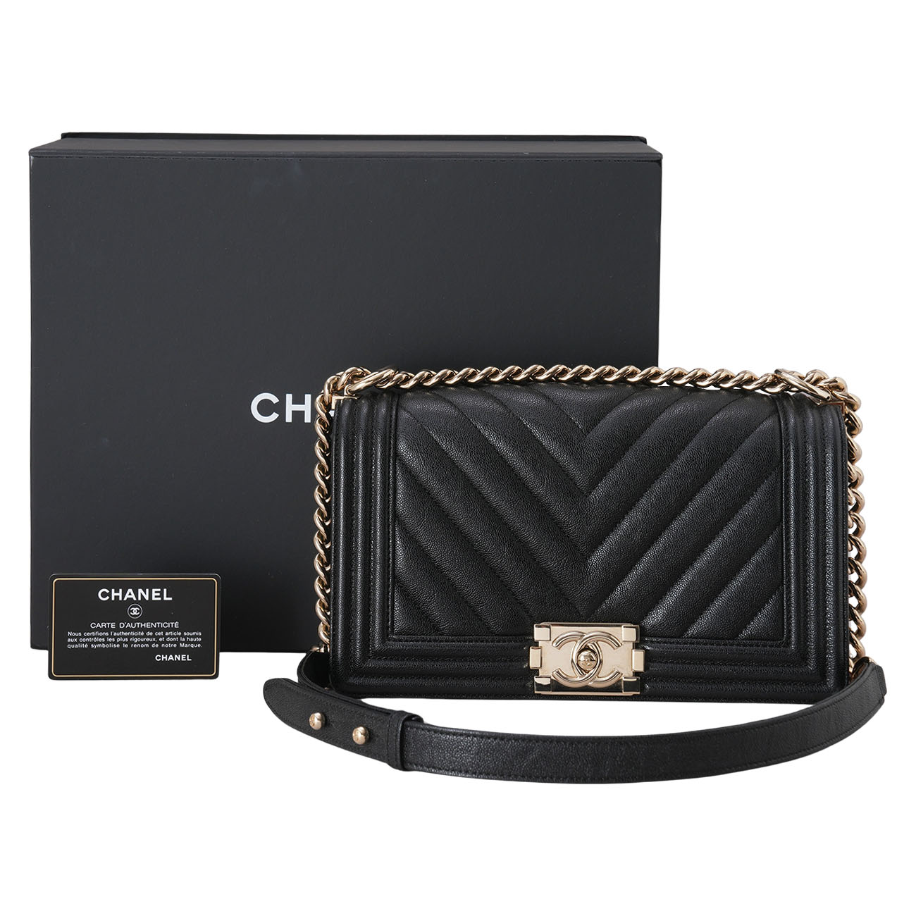 CHANEL(USED)샤넬 캐비어 쉐브론 보이샤넬 미듐 백