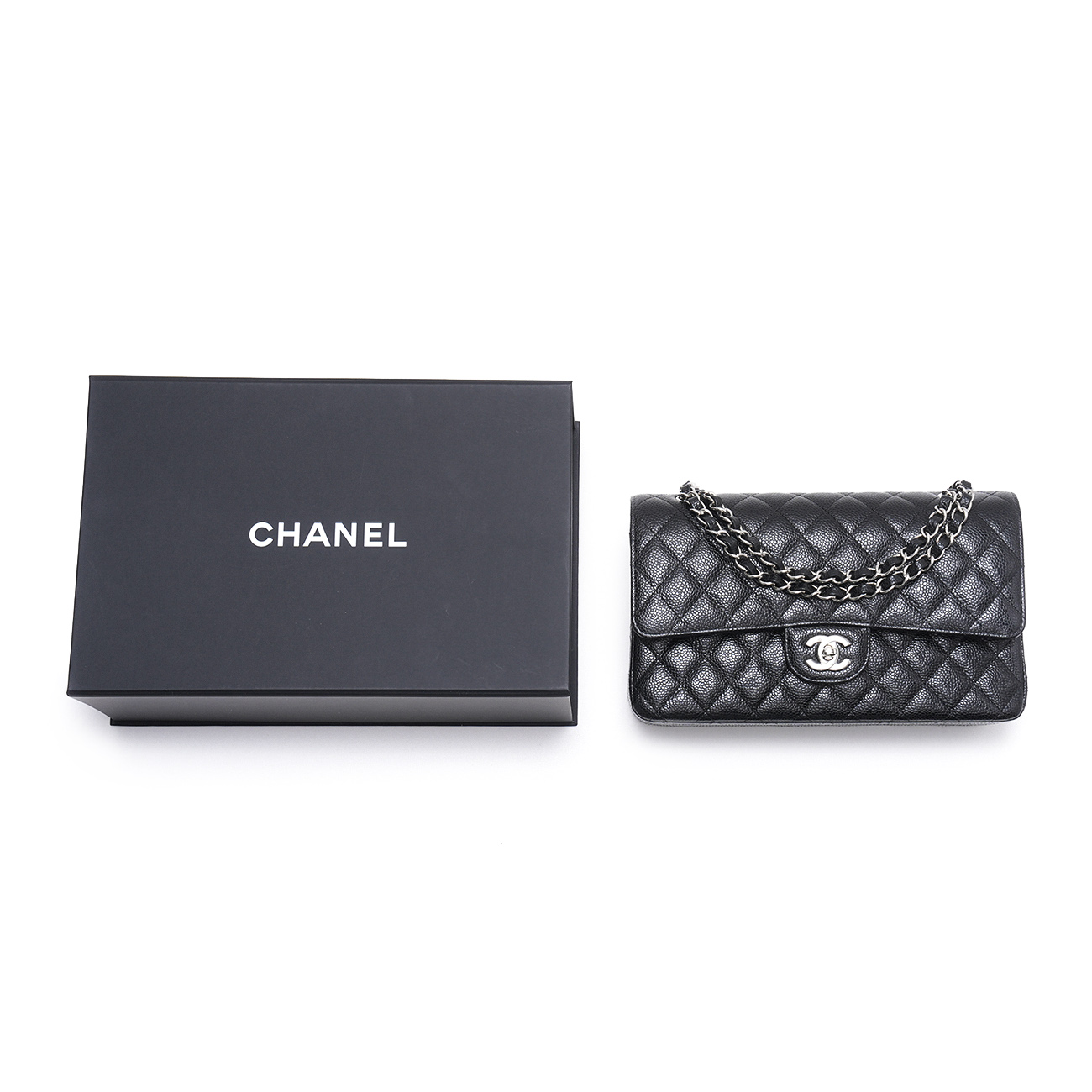 CHANEL(USED)샤넬 캐비어 클래식 미듐 플랩백