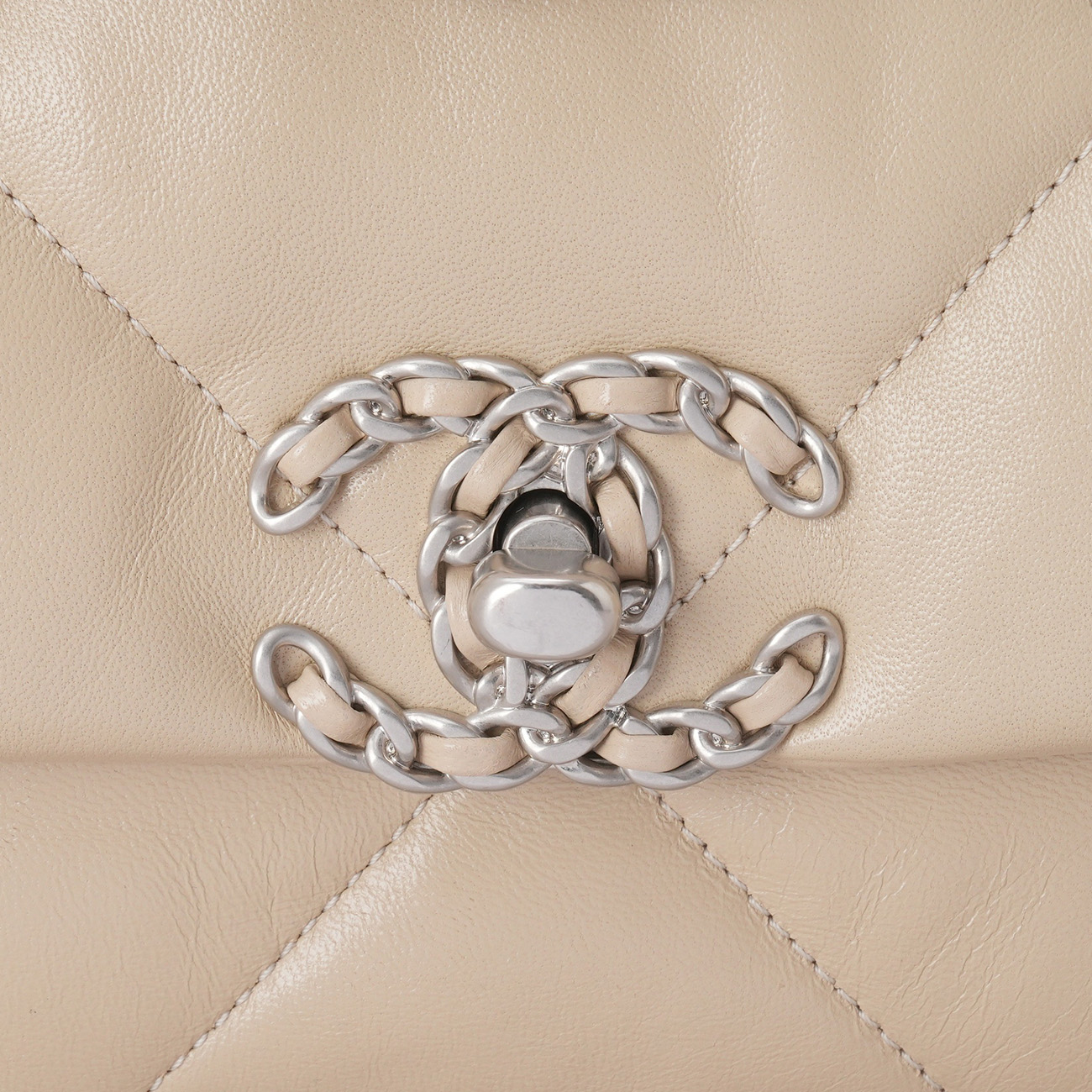 CHANEL(USED)샤넬 AS1160 19백 미듐