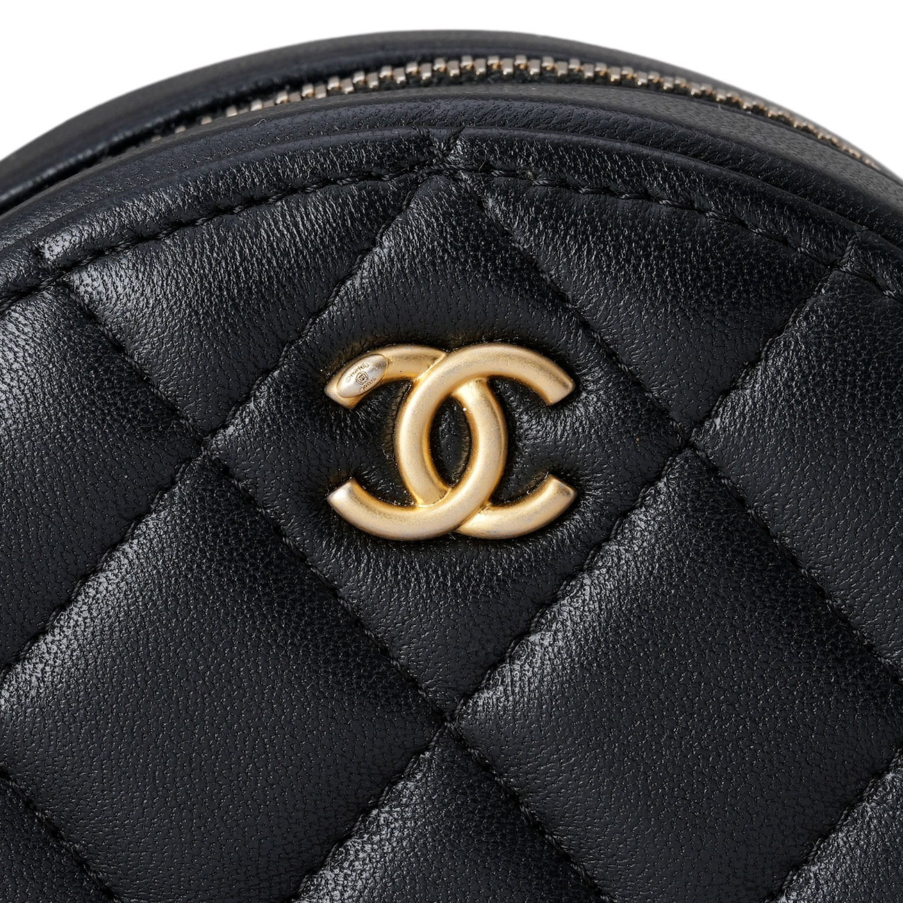 CHANEL(USED)샤넬 램스킨 라운드 골든볼 체인백