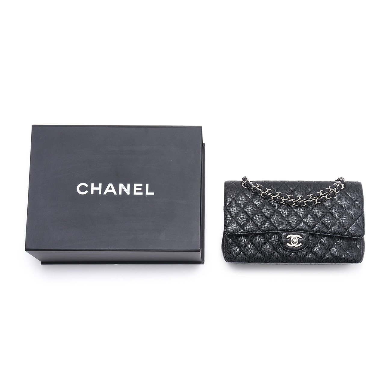 CHANEL(USED)샤넬 캐비어 클래식 미듐 플랩백