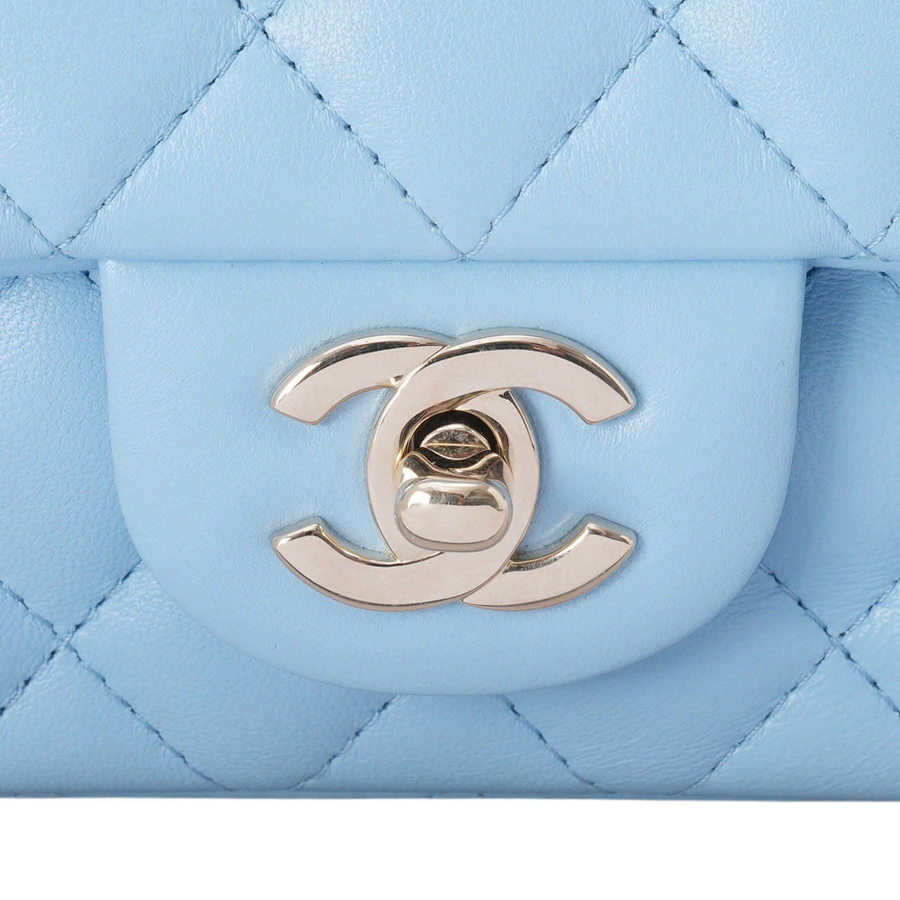 CHANEL(USED)샤넬 클래식 뉴미니 플랩백