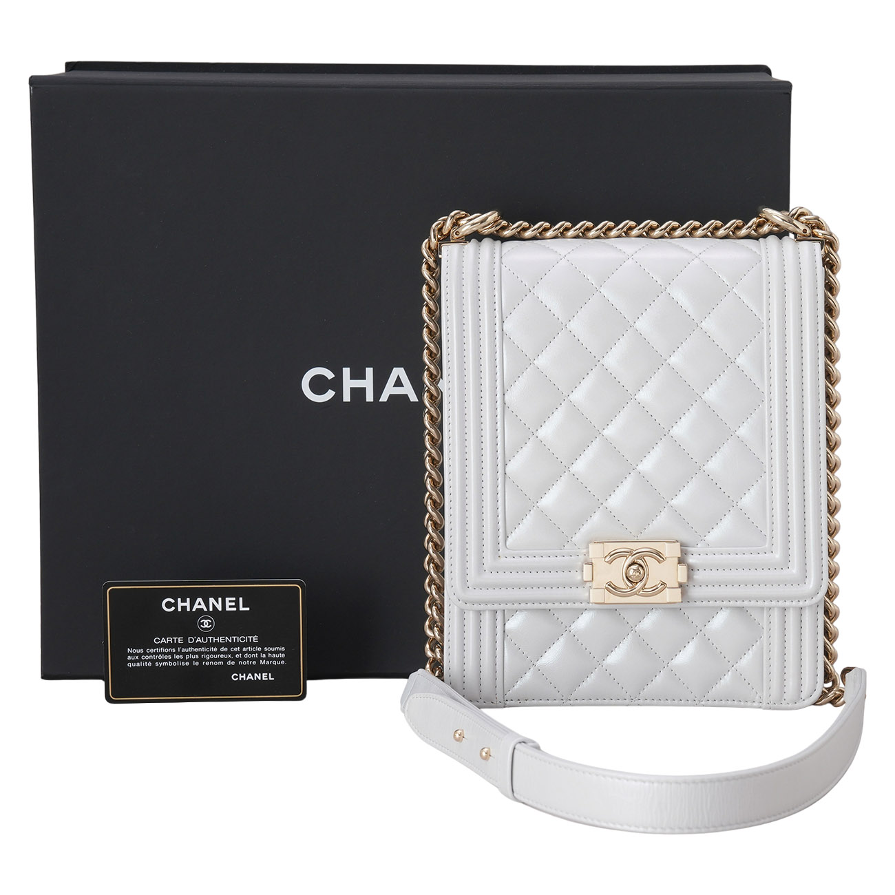 CHANEL(USED)샤넬 AS0130 보이샤넬 사첼 백