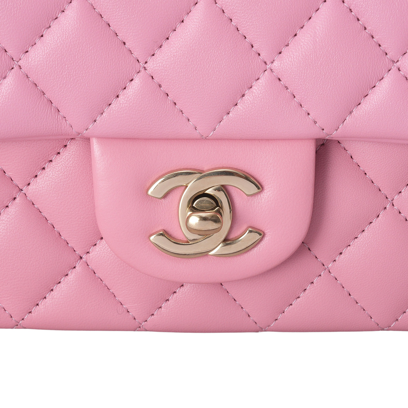 CHANEL(USED)샤넬 AS2431 램스킨 뉴미니 탑핸들