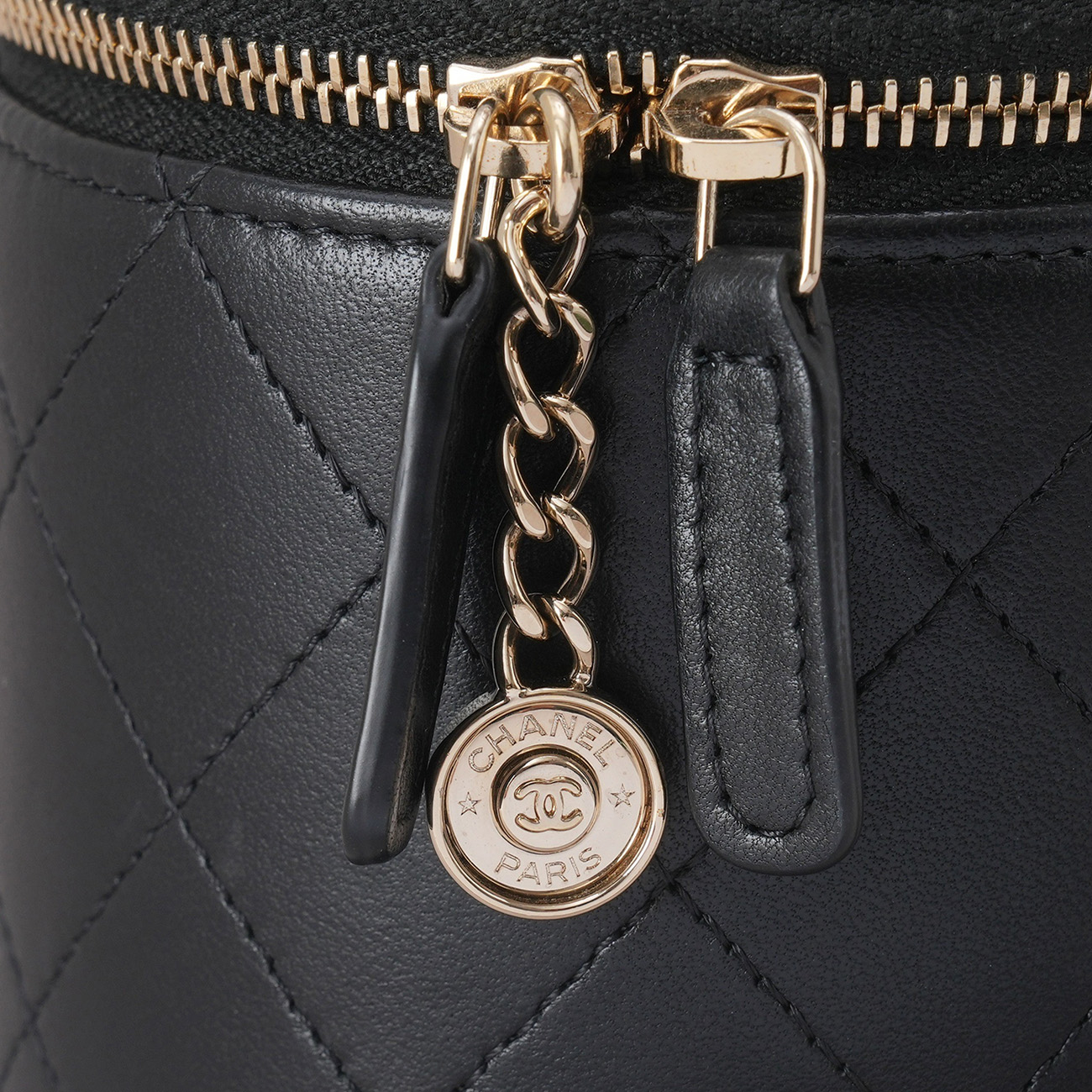 CHANEL(USED)샤넬 원통 베니티