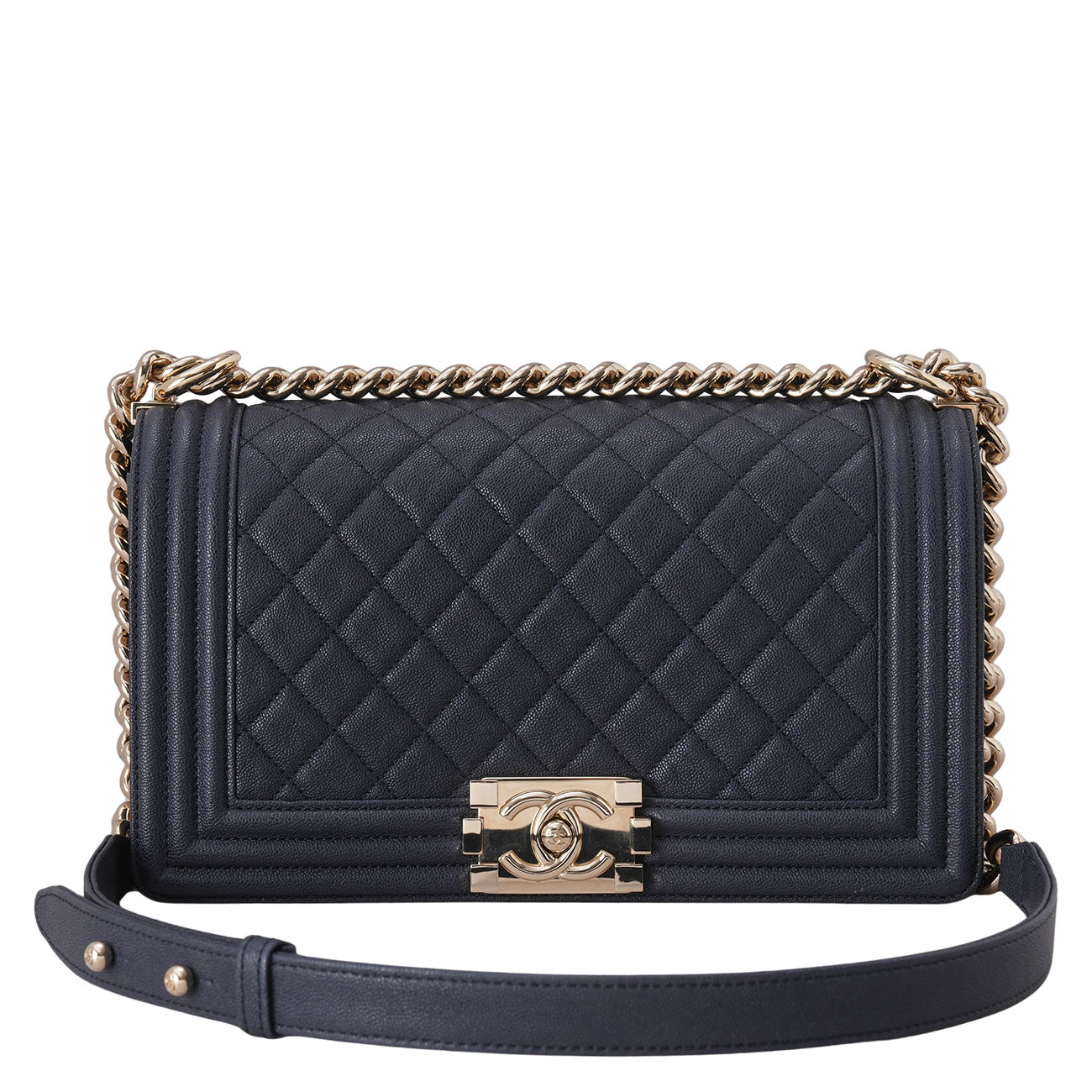 CHANEL(USED)샤넬 캐비어 보이샤넬 미듐 플랩백