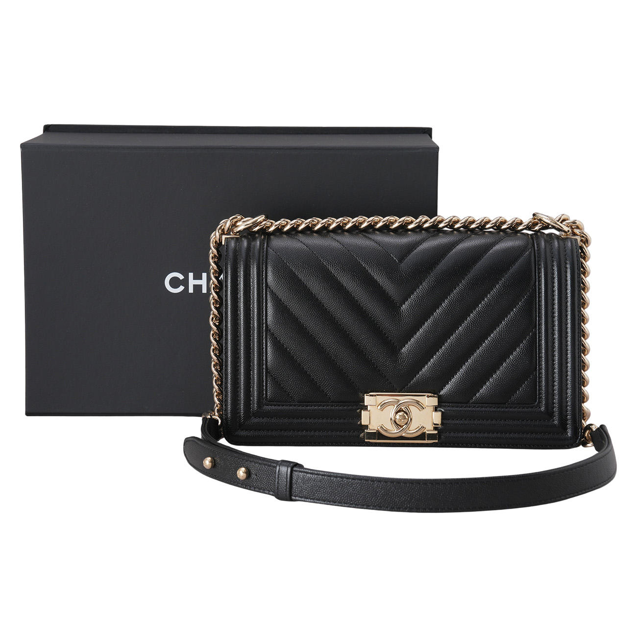 CHANEL(USED)샤넬 캐비어 쉐브론 보이샤넬 미듐 플랩백