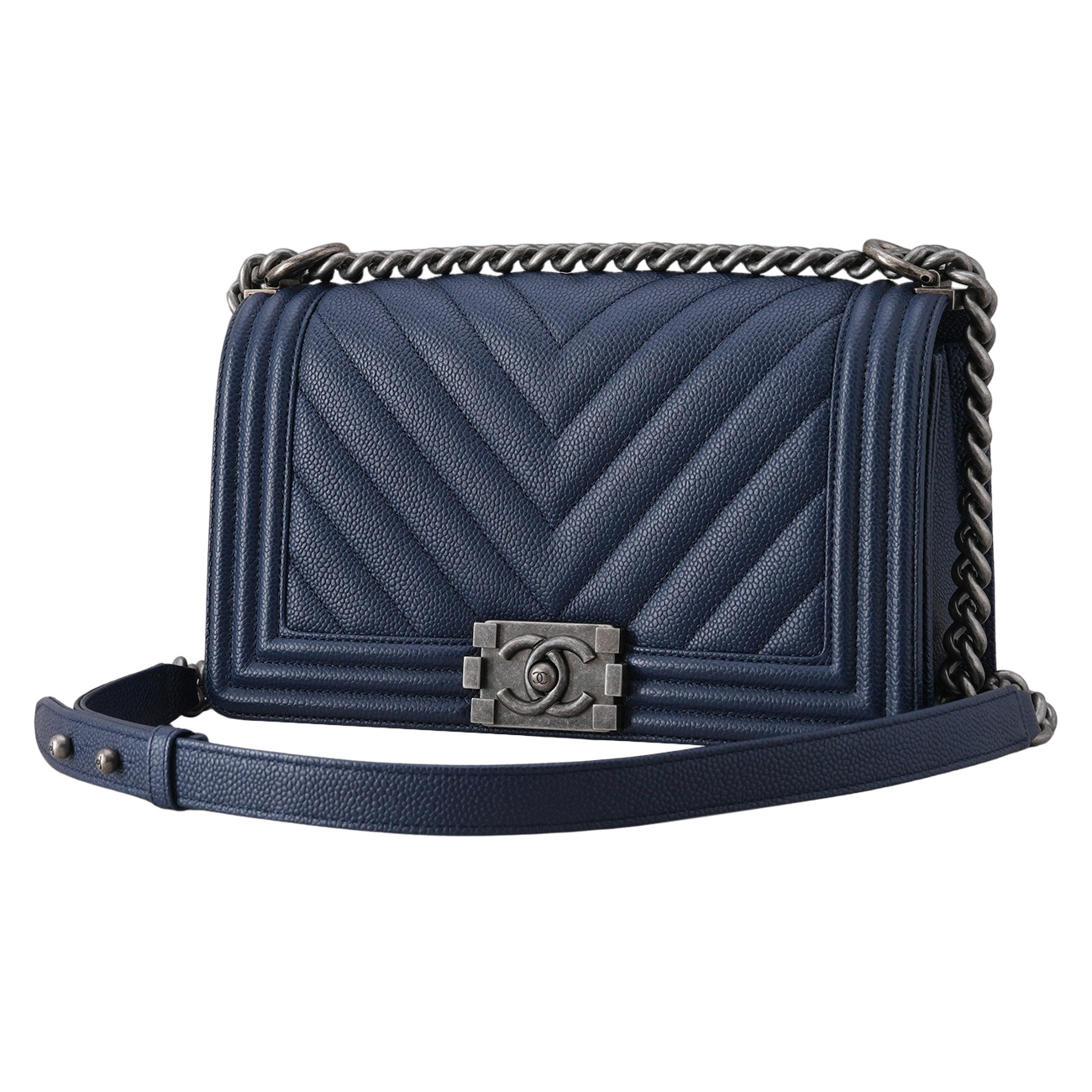 CHANEL(USED)샤넬 캐비어 쉐브론 보이샤넬 미듐 플랩백