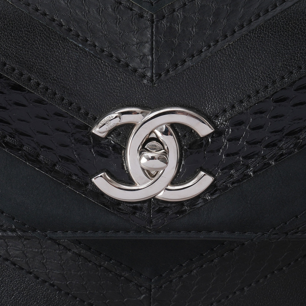 CHANEL(USED)샤넬 시즌 쉐브론 파이톤 트렌디 CC 스몰