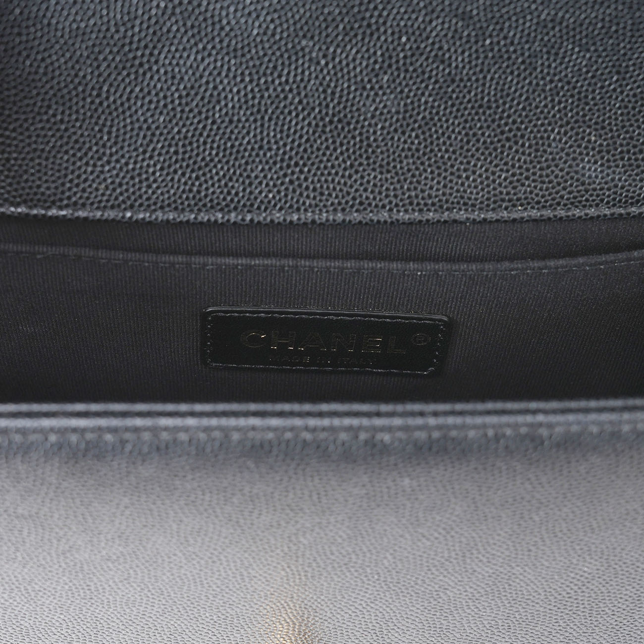 CHANEL(USED)샤넬 캐비어 보이샤넬 미듐 플랩백