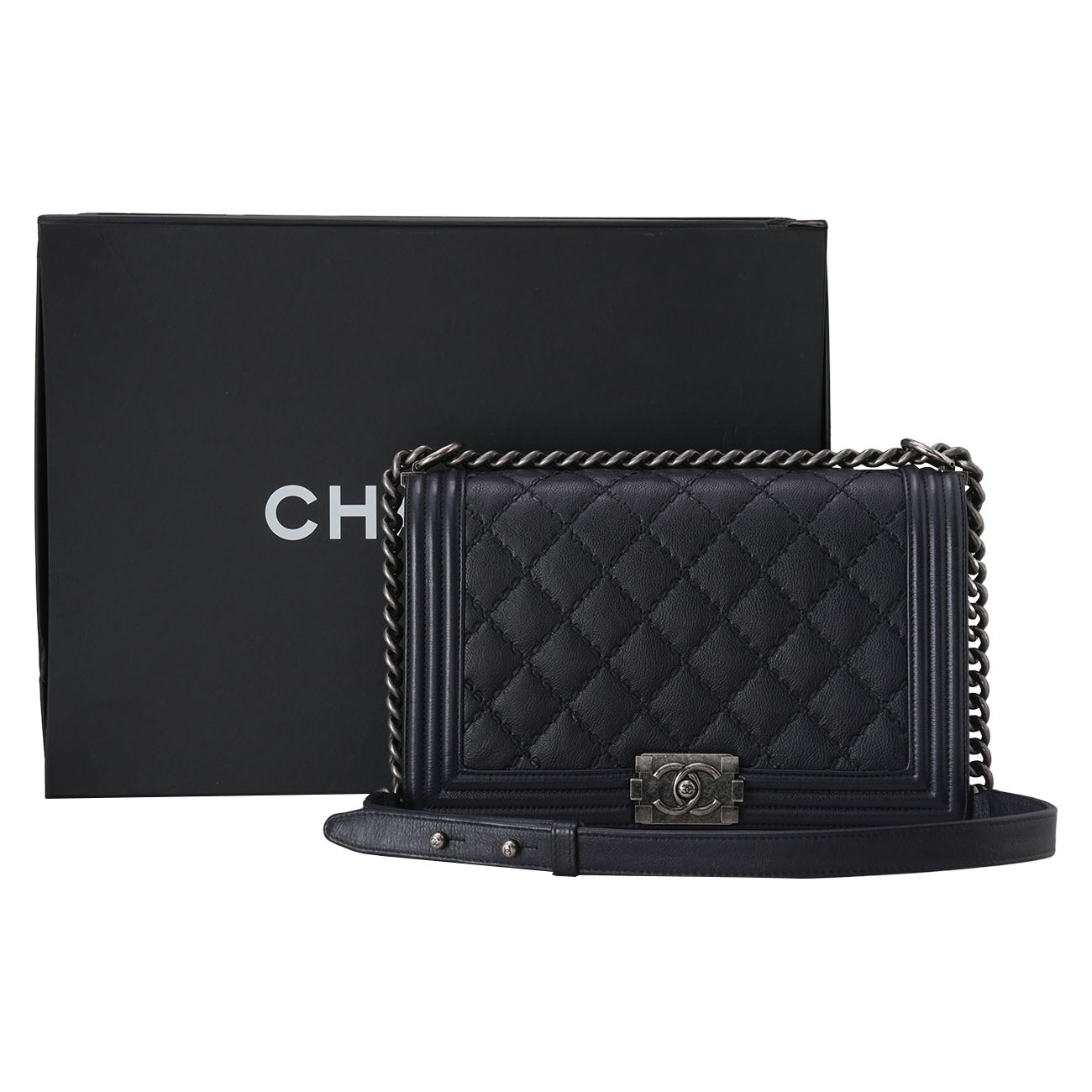 CHANEL(USED)샤넬 시즌 보이샤넬 뉴미듐 플랩백