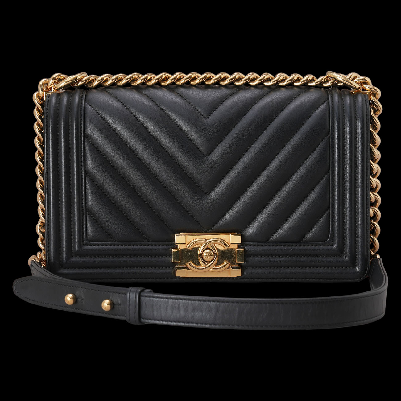 CHANEL(USED)샤넬 쉐브론 보이샤넬 미듐 플랩백