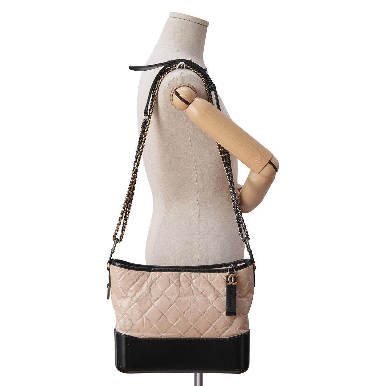 CHANEL(USED)샤넬 가브리엘 호보 뉴미듐
