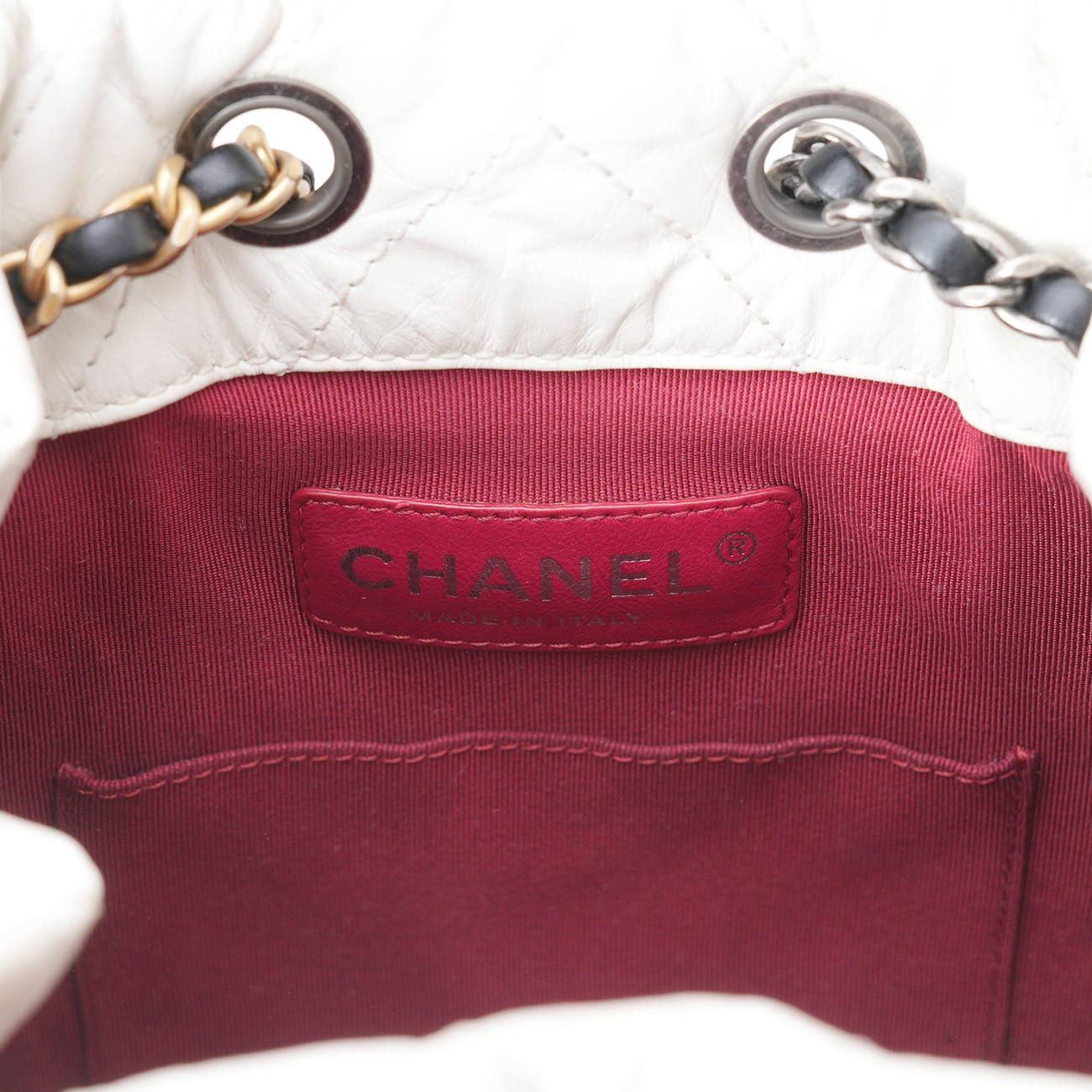 CHANEL(USED)샤넬 가브리엘 쉐브론 백팩 스몰