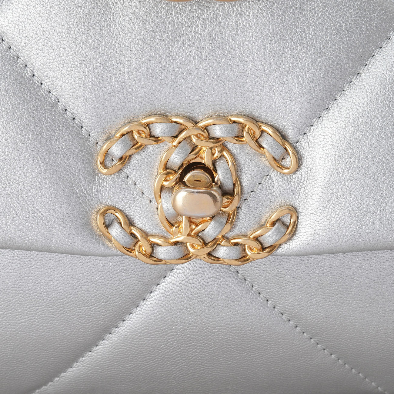 CHANEL(USED)샤넬 19백 미듐