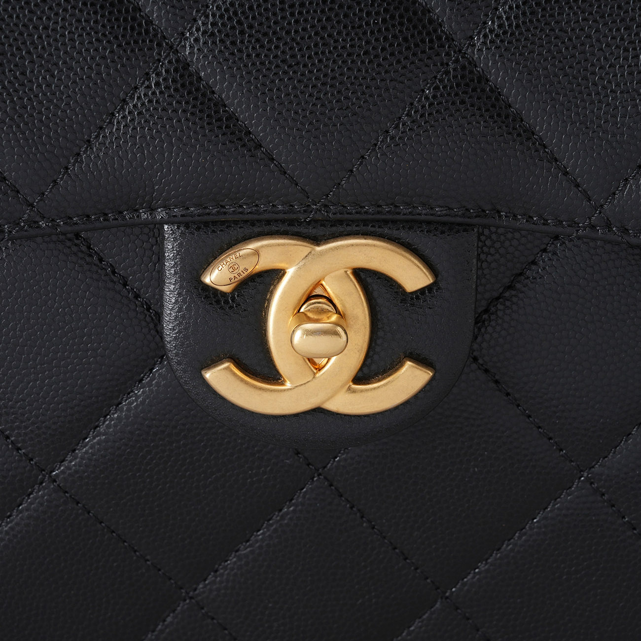CHANEL(USED)샤넬 AS2485 시즌 캐비어 메신저백 스몰