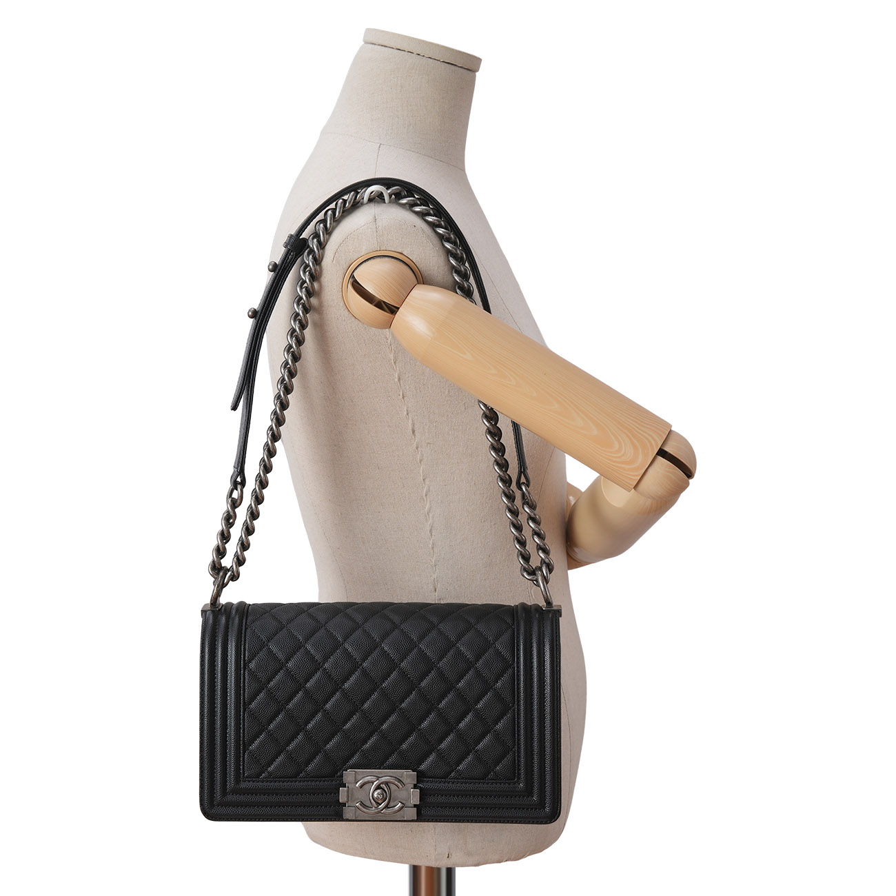 CHANEL(USED)샤넬 캐비어 보이샤넬 미듐