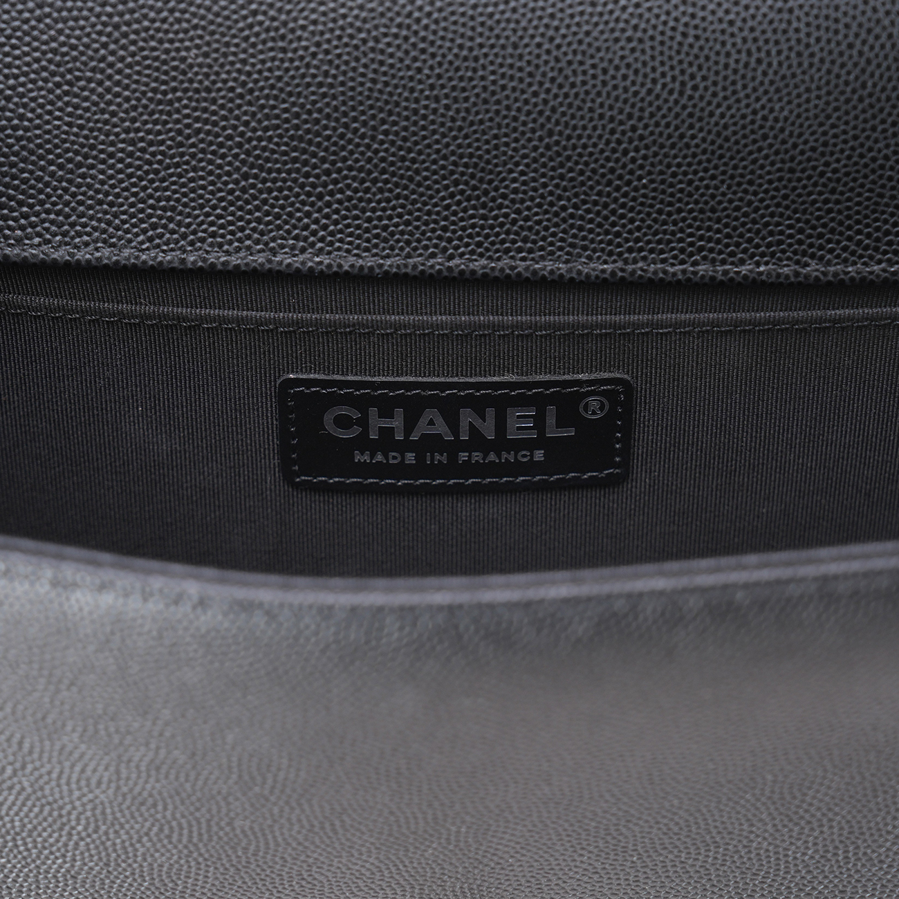 CHANEL(USED)샤넬 캐비어 보이샤넬 미듐