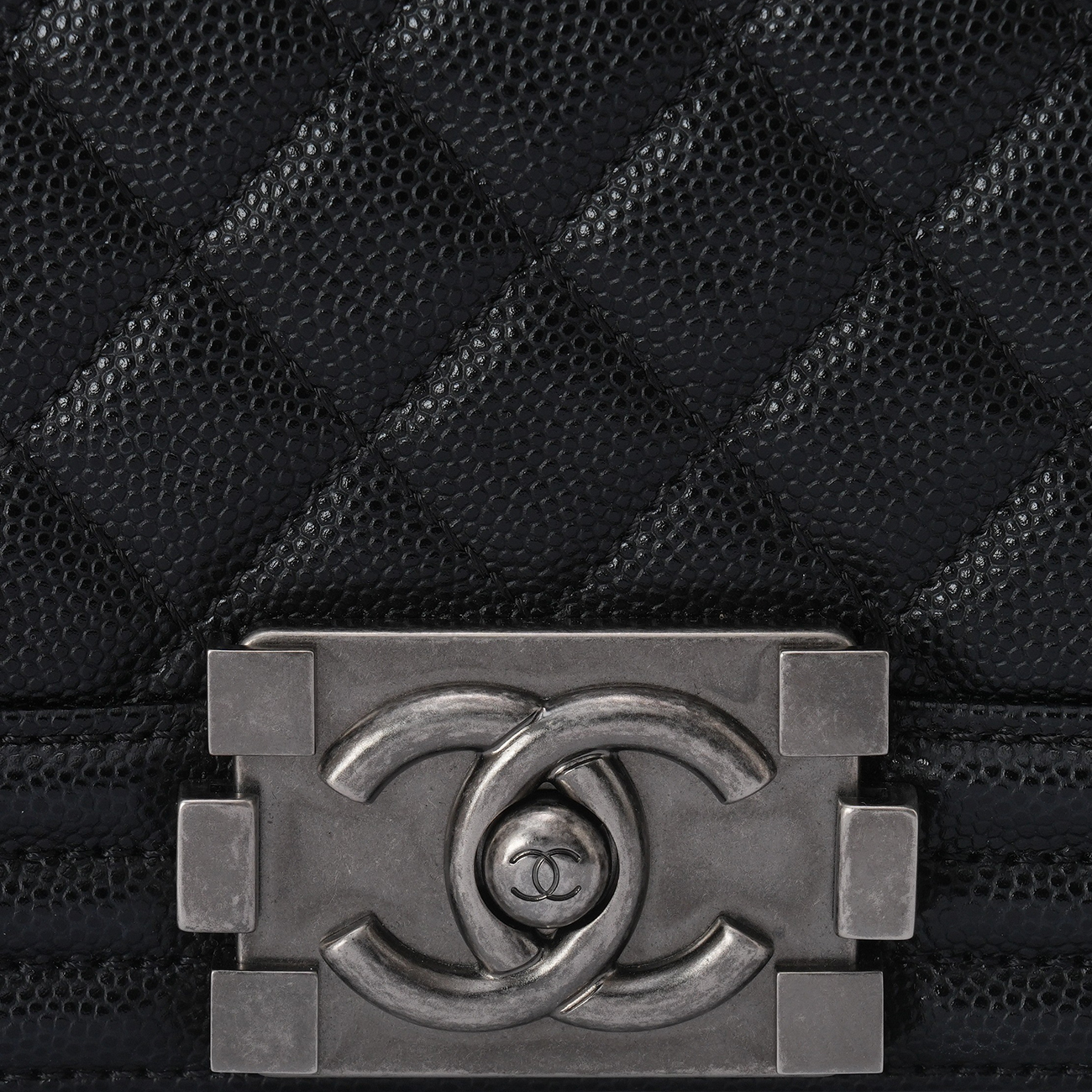 CHANEL(USED)샤넬 캐비어 보이샤넬 미듐