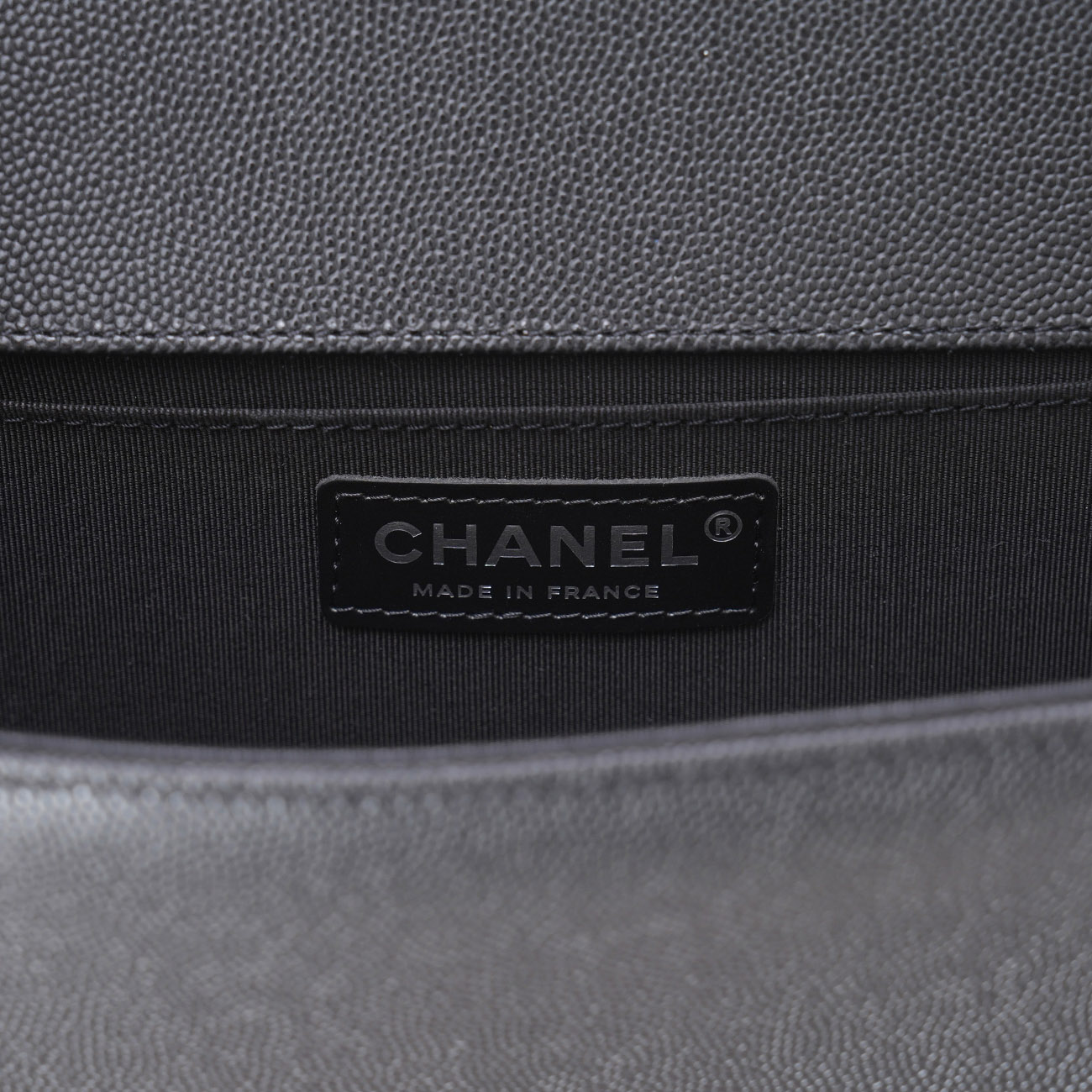 CHANEL(USED)샤넬 캐비어 보이샤넬 미듐 플랩백