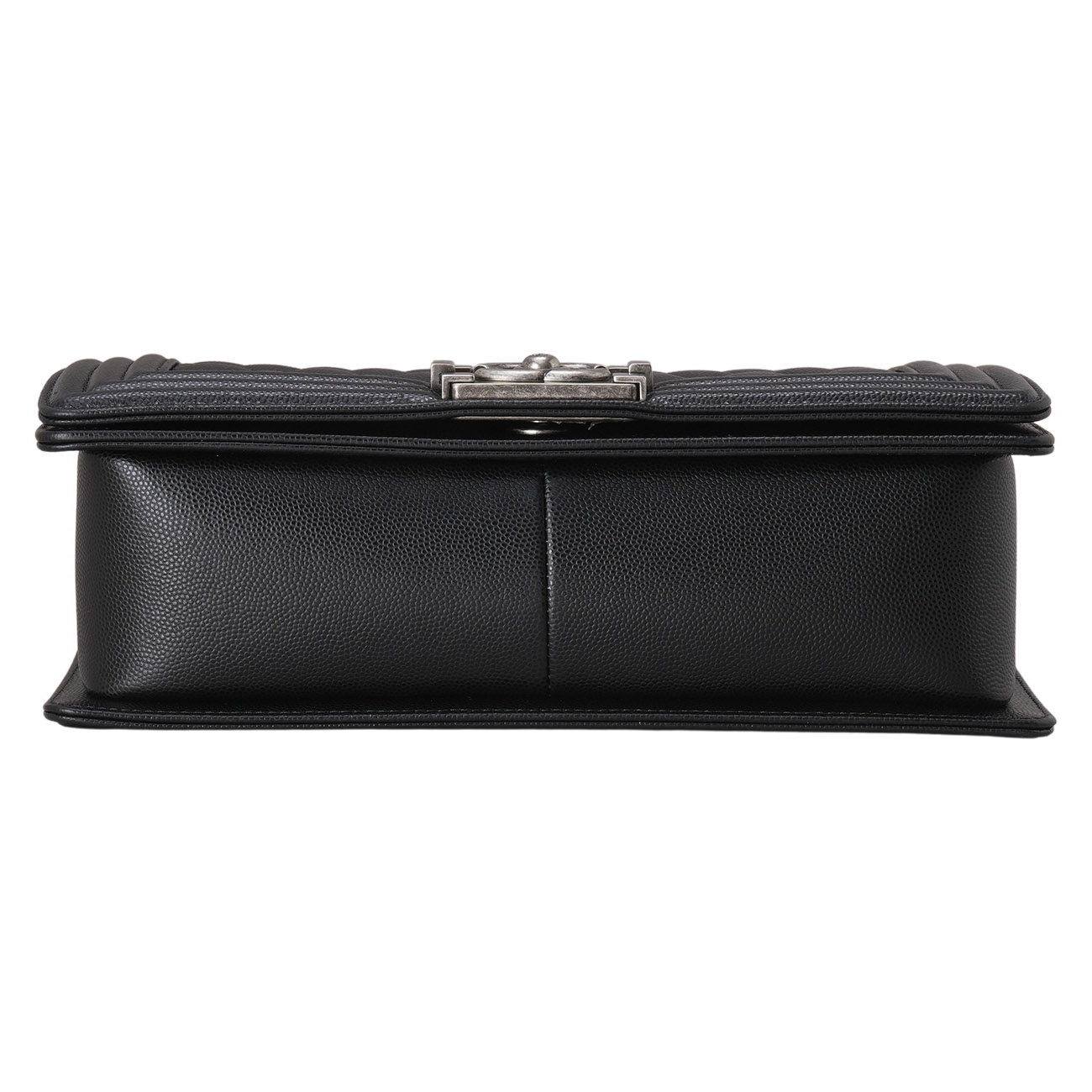 CHANEL(USED)샤넬 캐비어 보이샤넬 미듐 플랩백