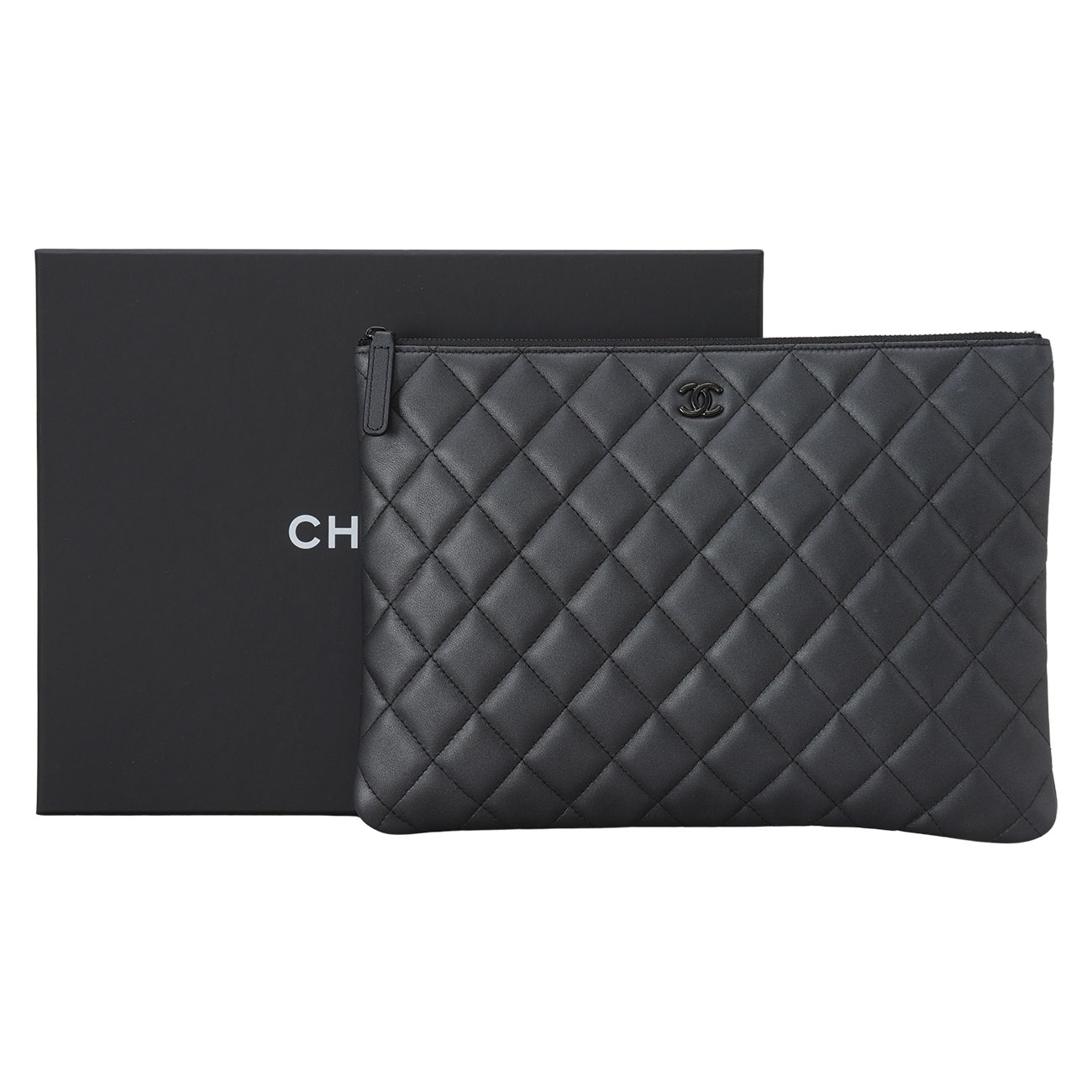 CHANEL(USED)샤넬 A82545 램스킨 클래식 클러치 뉴미듐