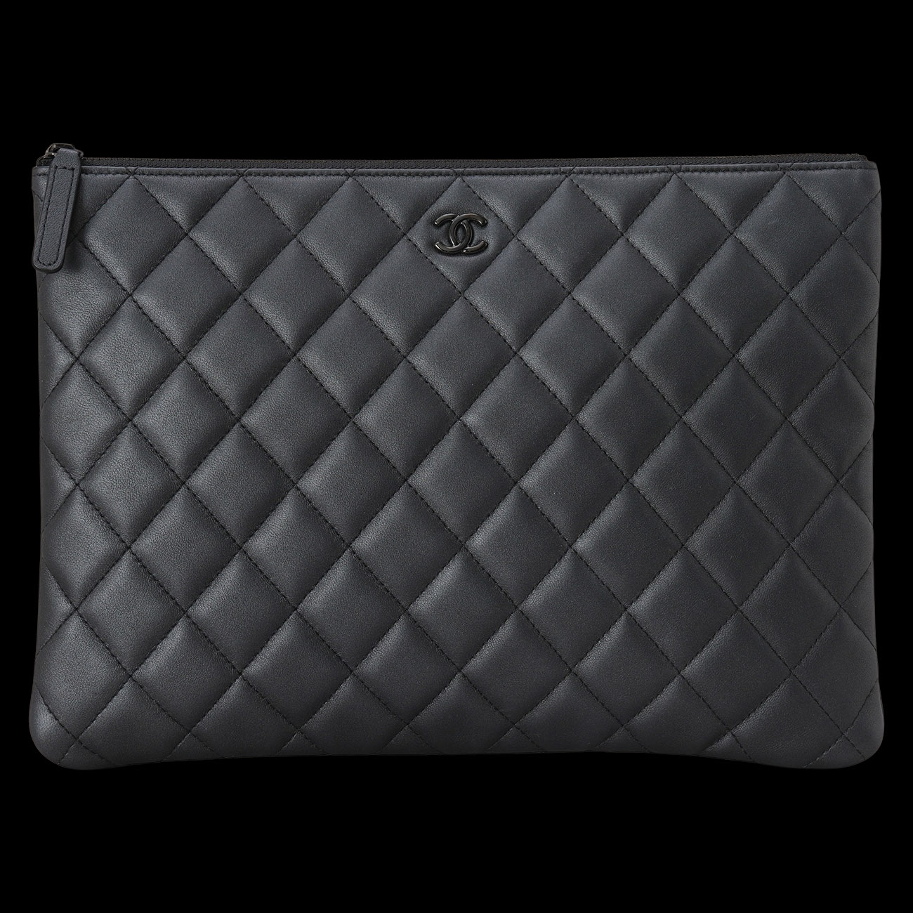 CHANEL(USED)샤넬 A82545 램스킨 클래식 클러치 뉴미듐