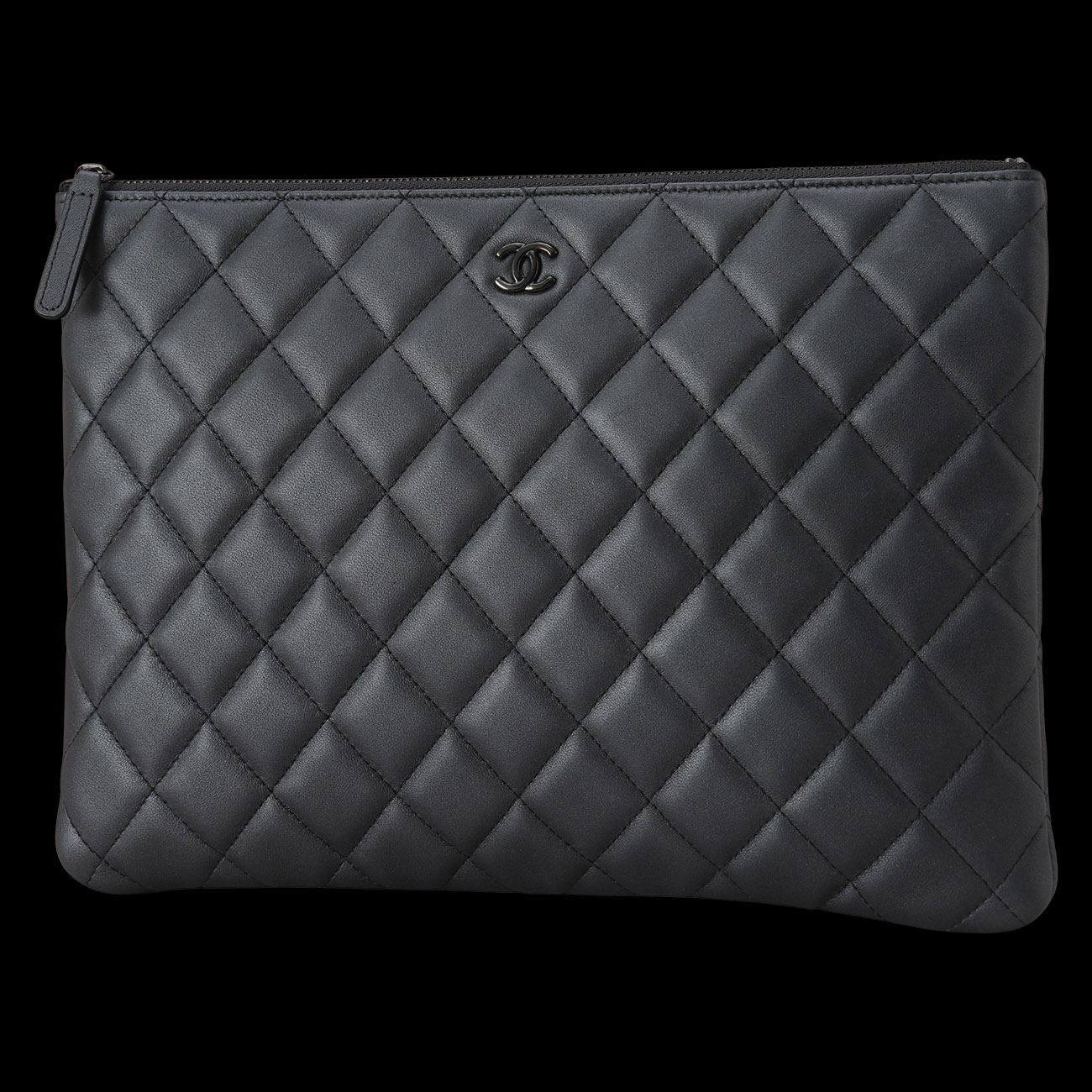 CHANEL(USED)샤넬 A82545 램스킨 클래식 클러치 뉴미듐