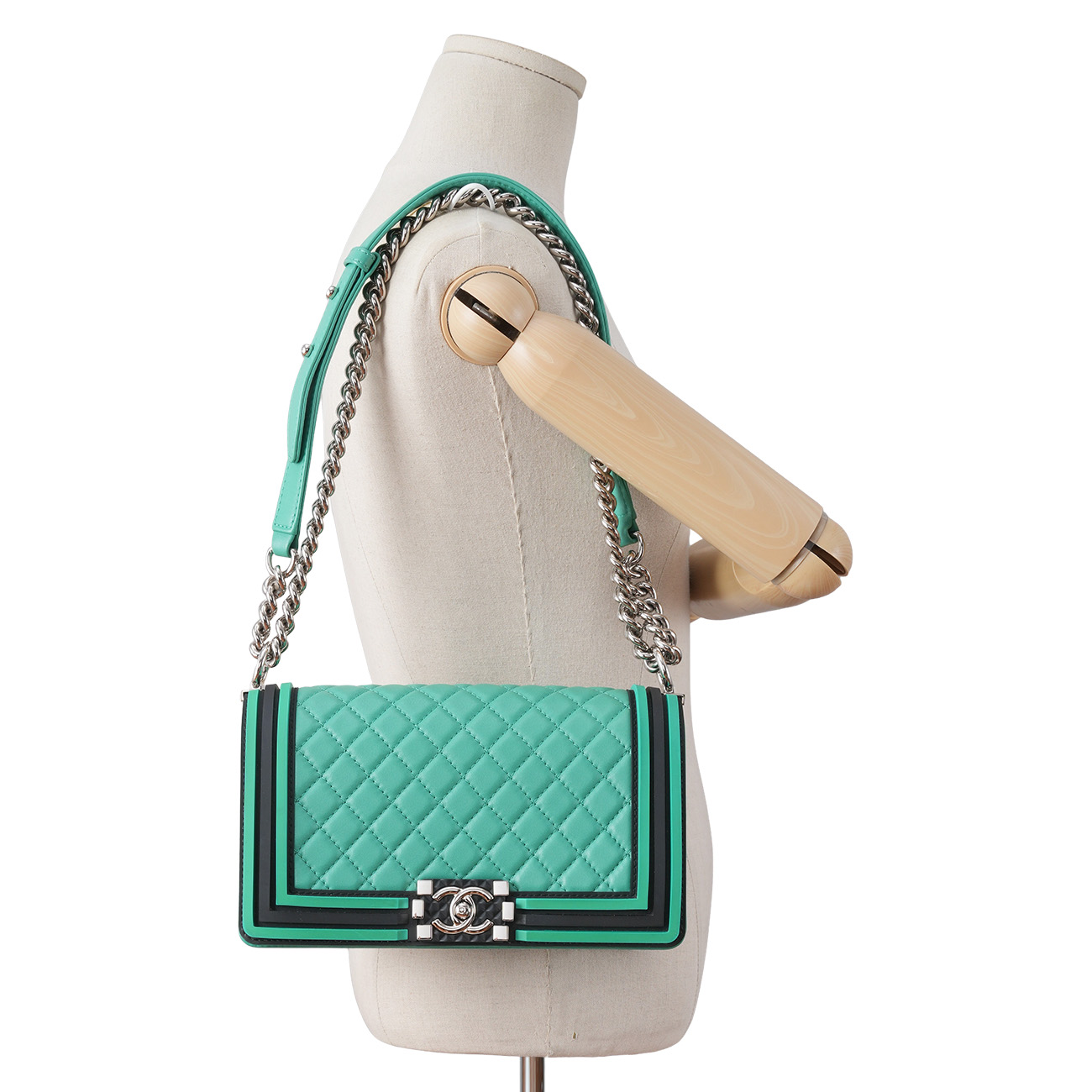 CHANEL(USED)샤넬 시즌 보이샤넬 미듐 플랩백