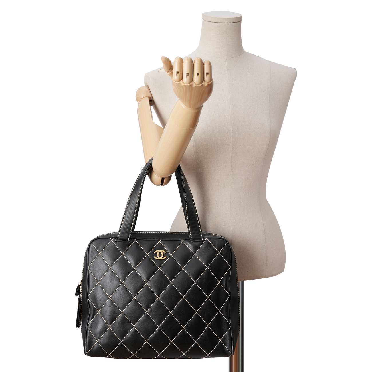 CHANEL(USED)샤넬 와일드 스티치 토트백
