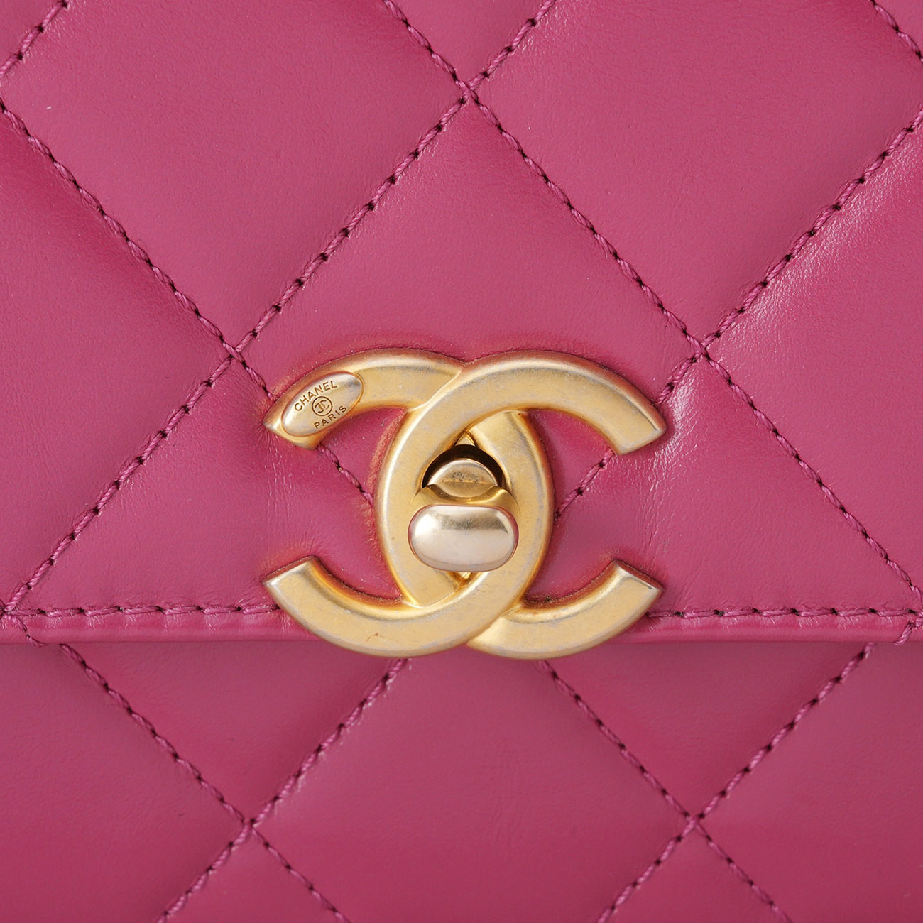 CHANEL(USED)샤넬 시즌 골드볼 체인 숄더백