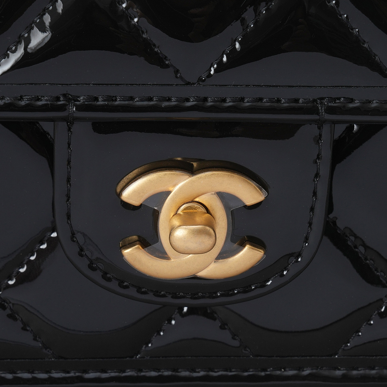 CHANEL(USED)샤넬 AS3652 페이던트 스쿨 메모리 렉탱글백 미니