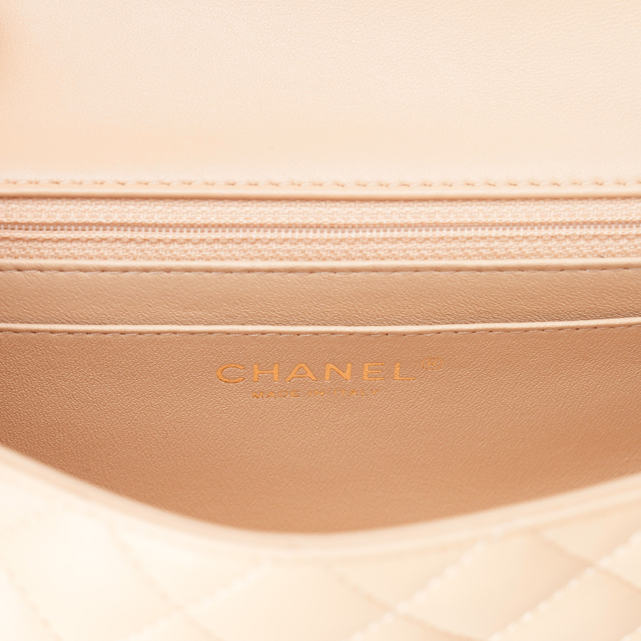 CHANEL(USED)샤넬 램스킨 클래식 뉴미니