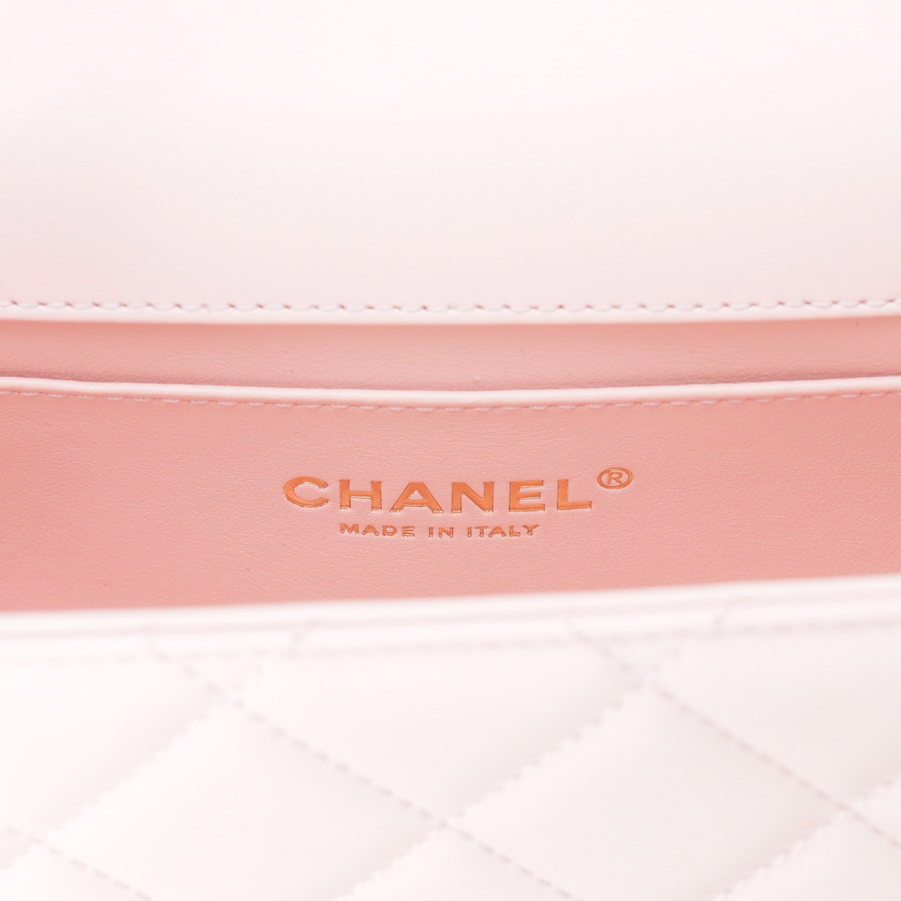 CHANEL(USED)샤넬 AS2615 퍼펙트핏 골드볼 미니 체인 숄더백