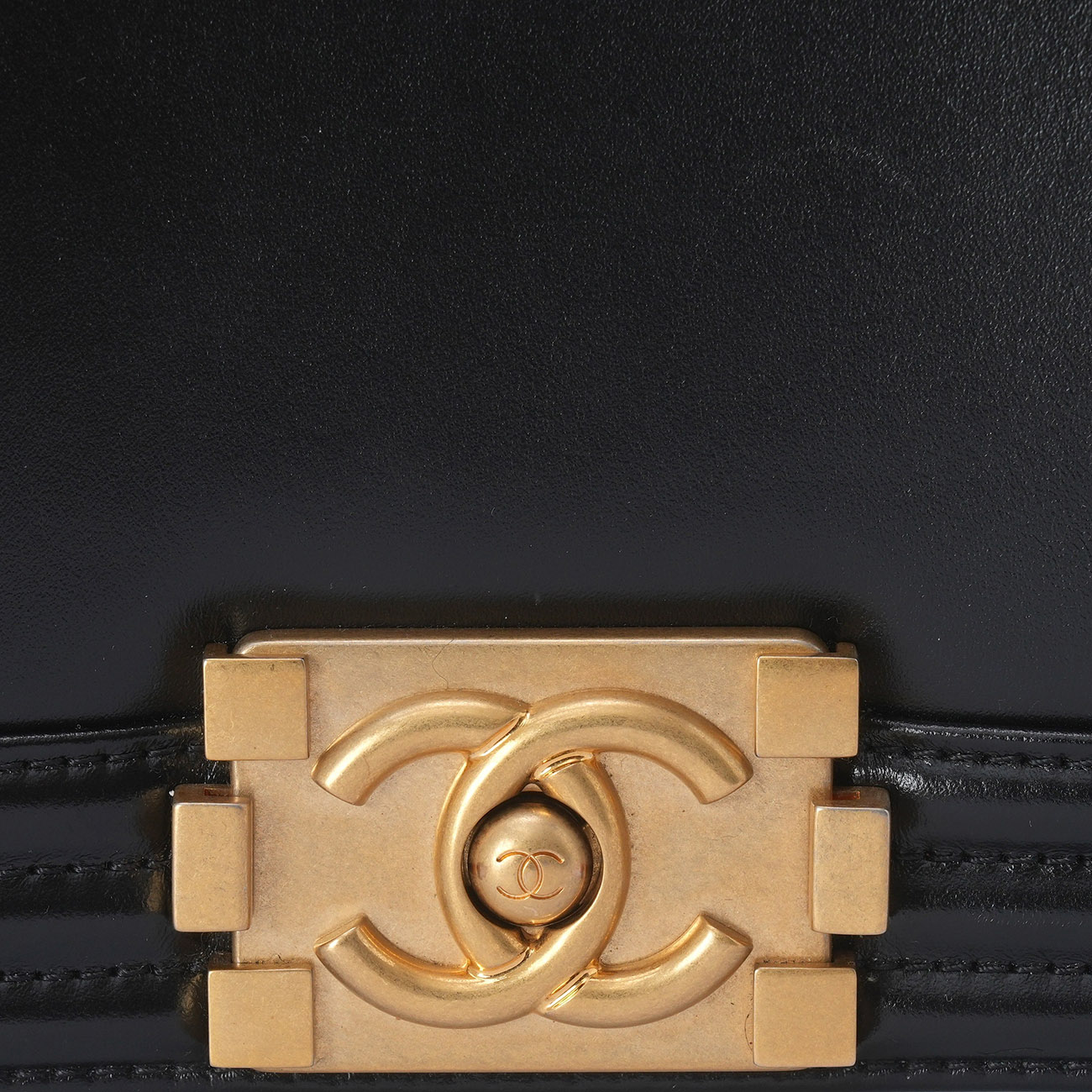 CHANEL(USED)샤넬 AS3018 보이샤넬 미니