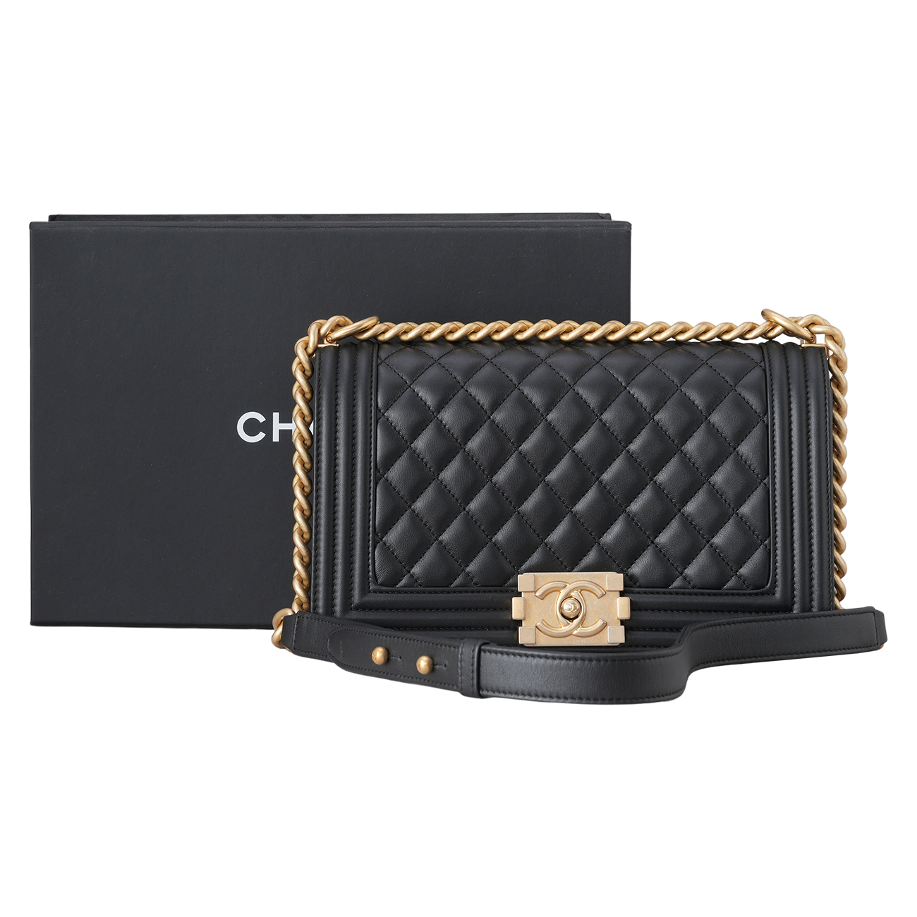CHANEL(USED)샤넬 램스킨 보이백 미듐