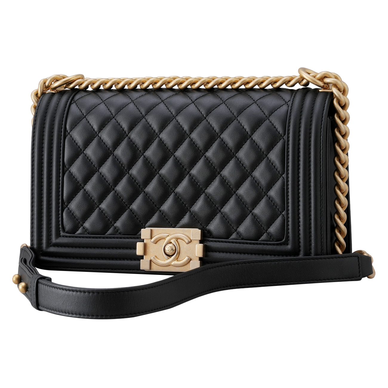 CHANEL(USED)샤넬 램스킨 보이백 미듐