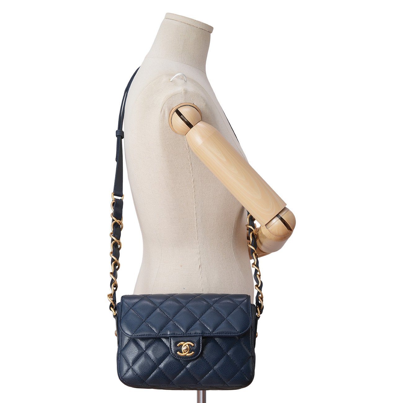 CHANEL(USED)샤넬 AS3182 캐비어 CC로고 크로스 백